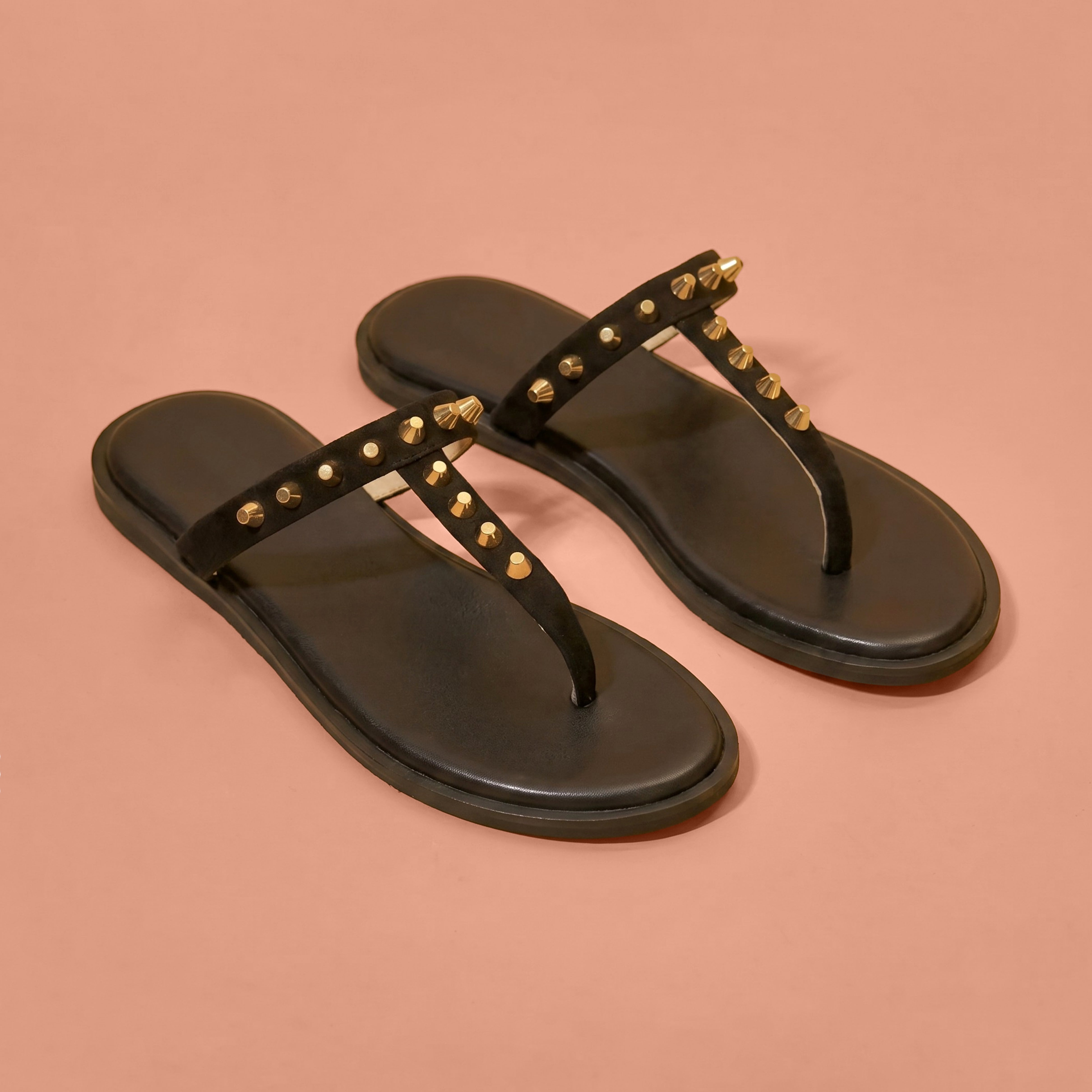 Pelle Nera Diva – Black Suede Studded Toe-Ring Sandal for Women
