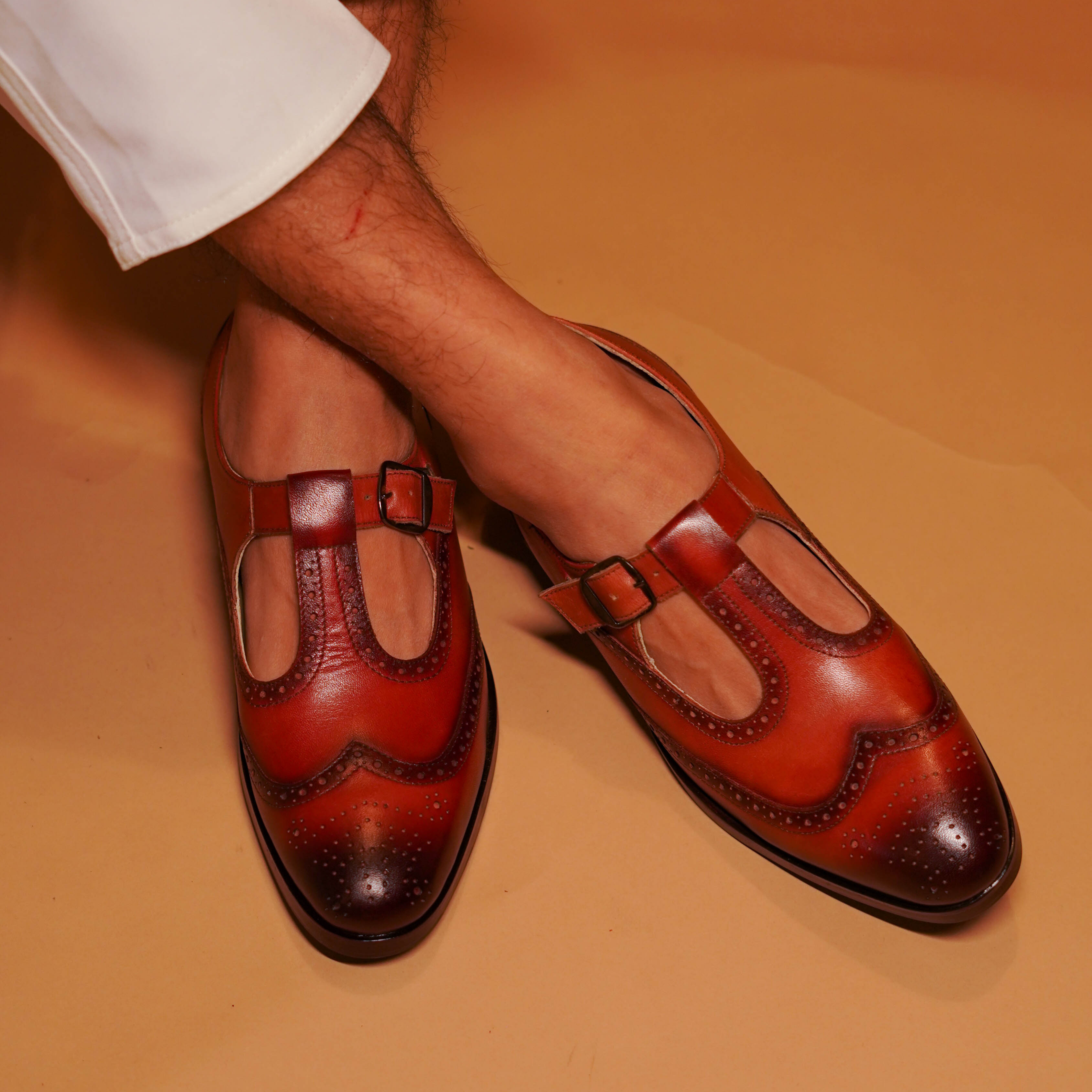 Pesha Brogue – Tan Brogue Leather Mule for Men