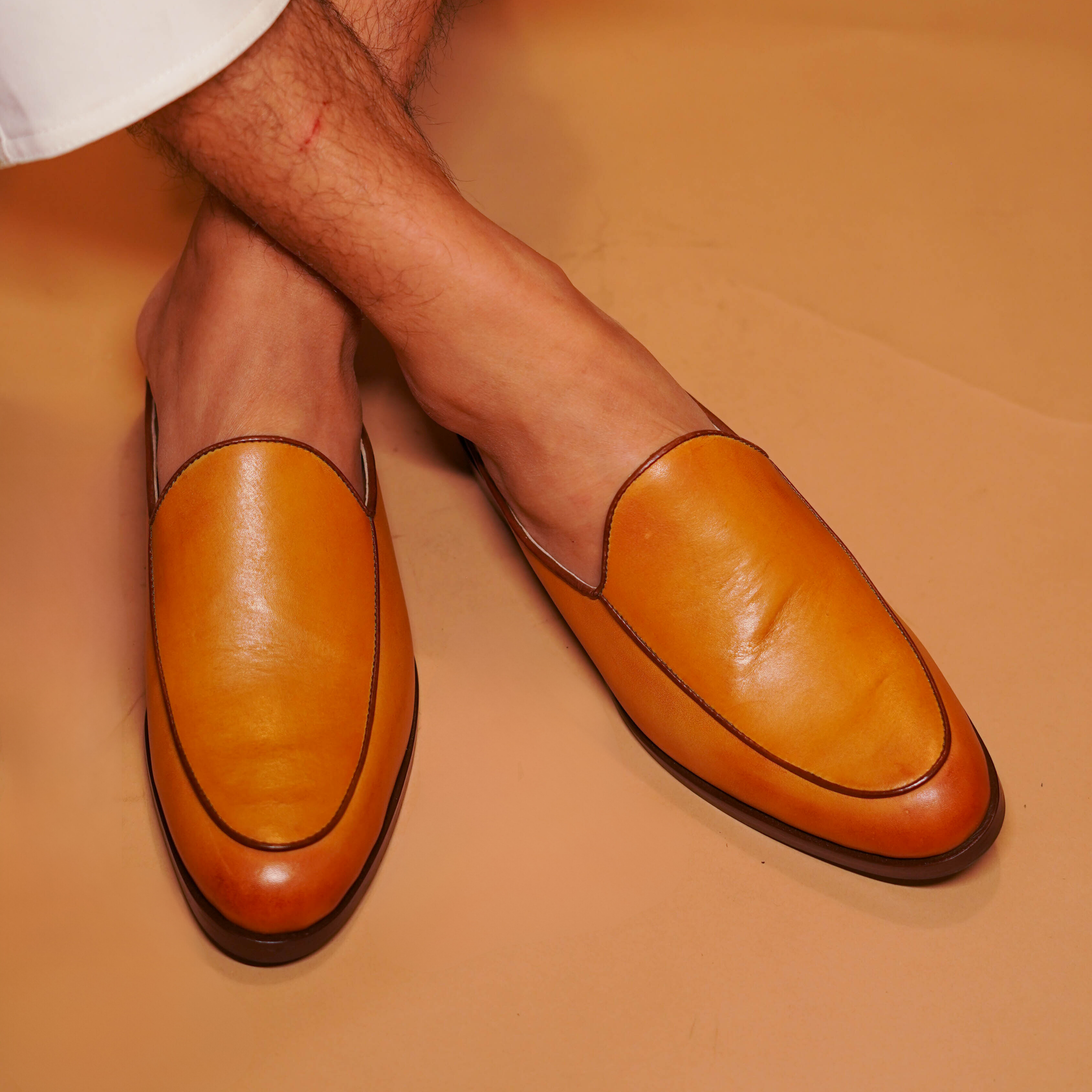 Hoffler Verde | Patina Olive and tan leather Mule