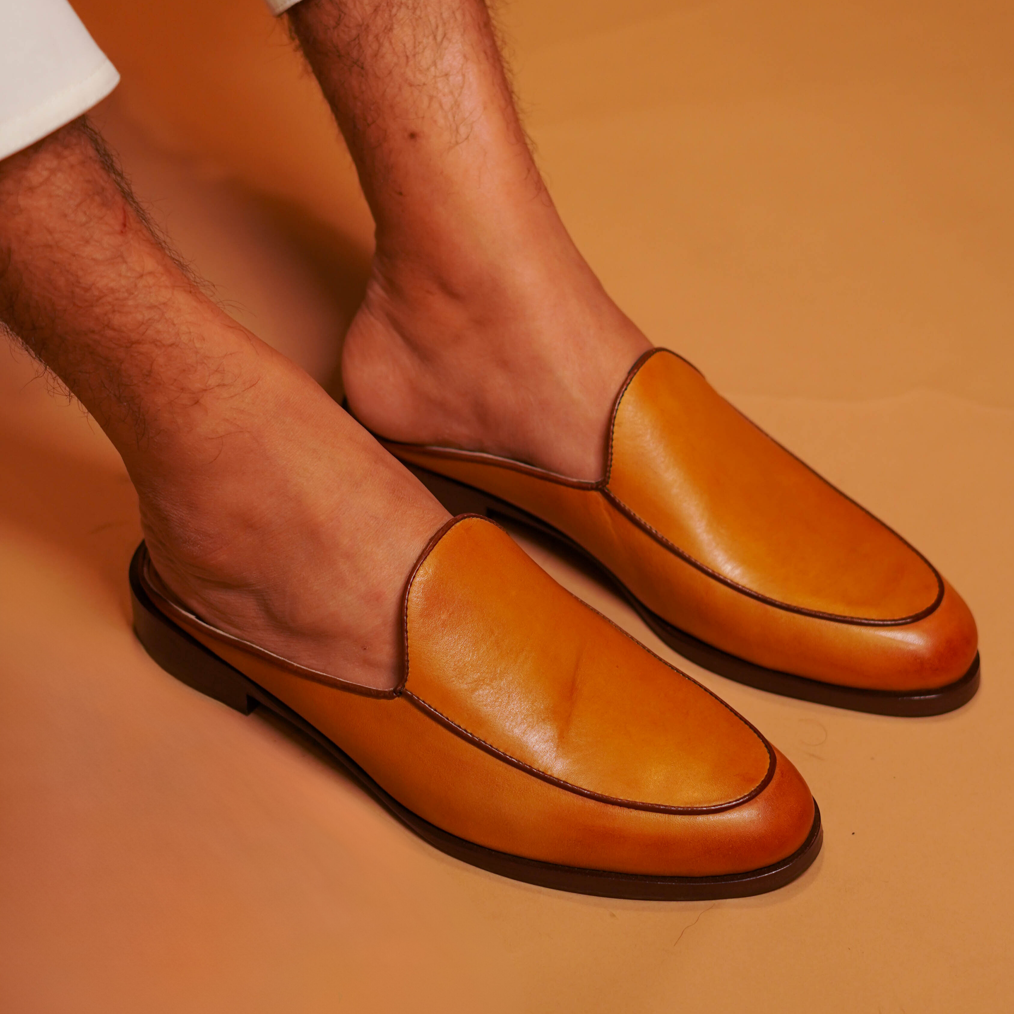 Hoffler Verde | Patina Olive and tan leather Mule