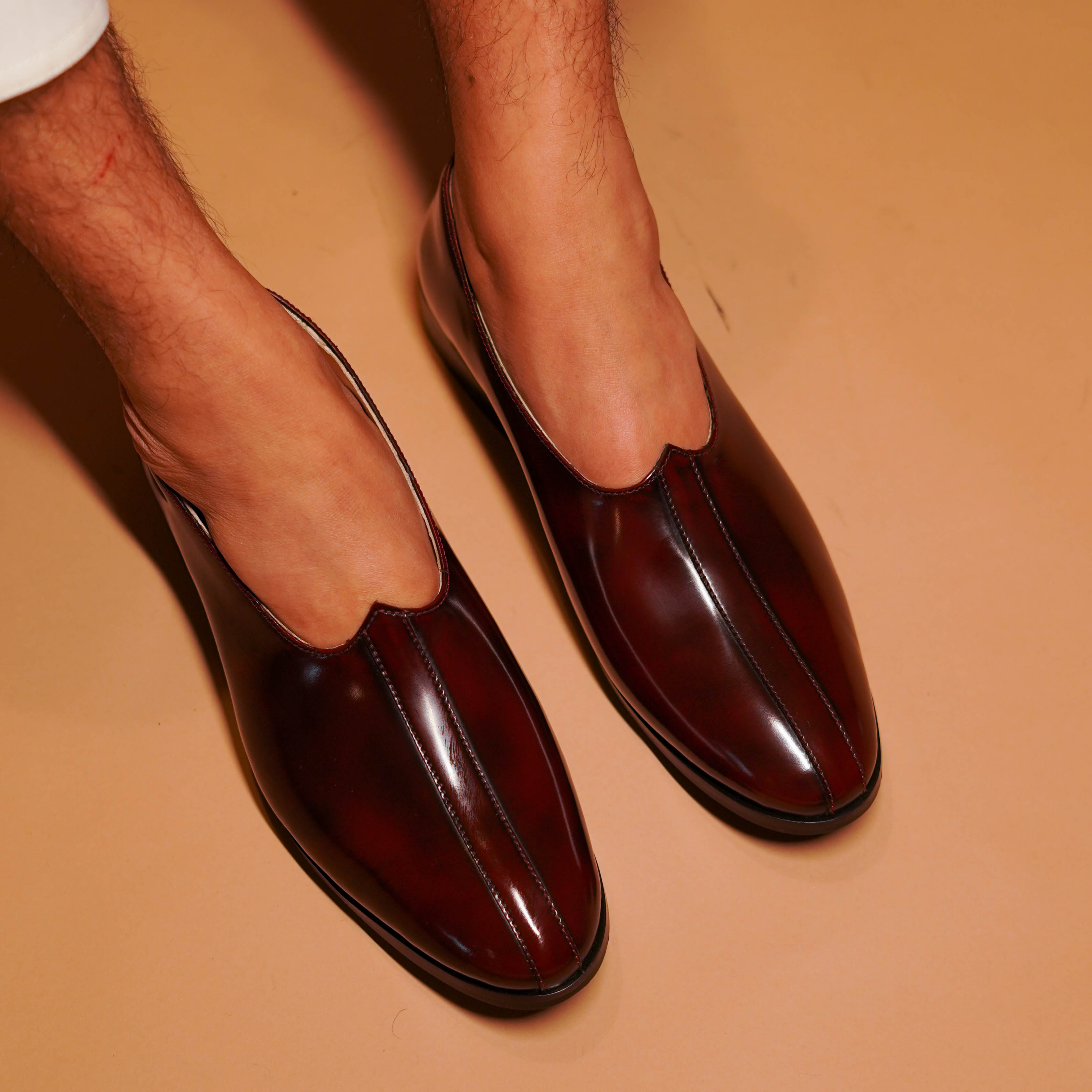 Ethnico Borgogno | Bordo lustrous leather mojris