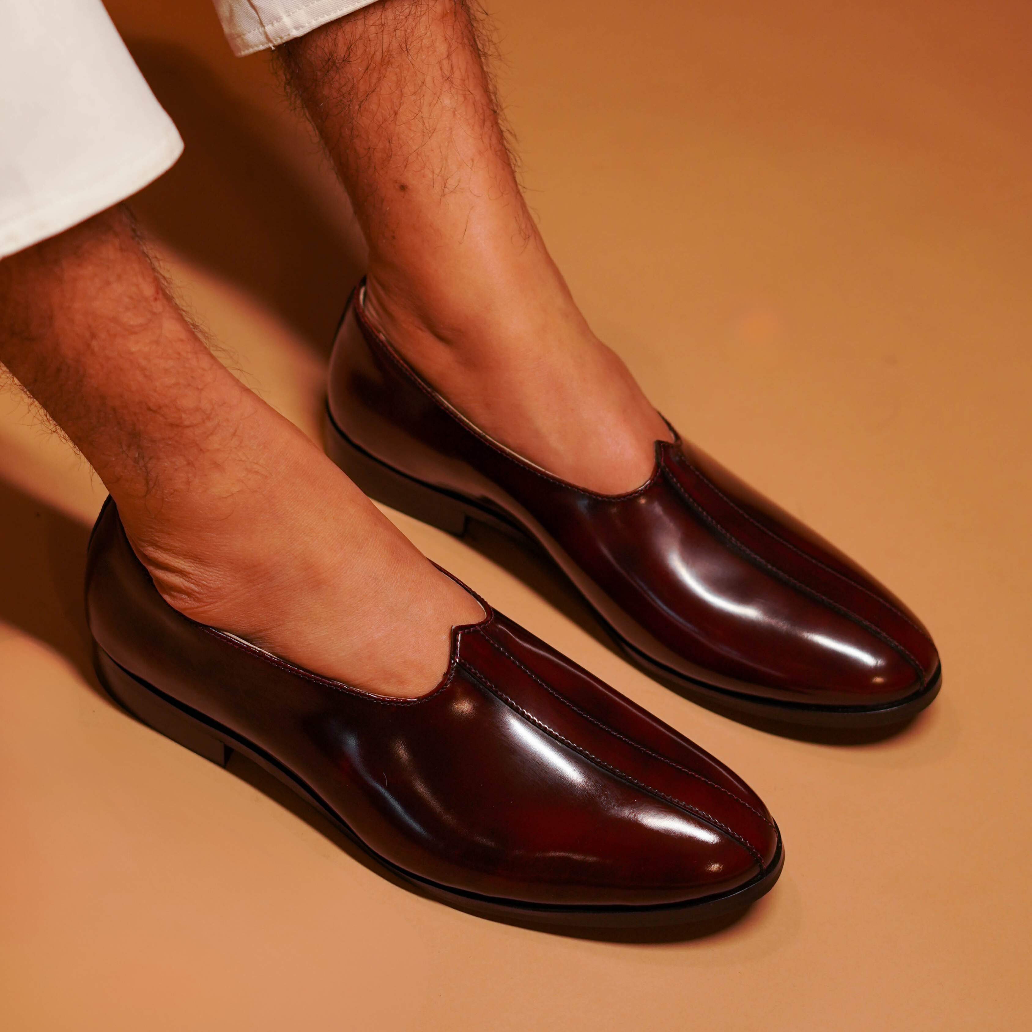 Ethnico Borgogno | Bordo lustrous leather mojris