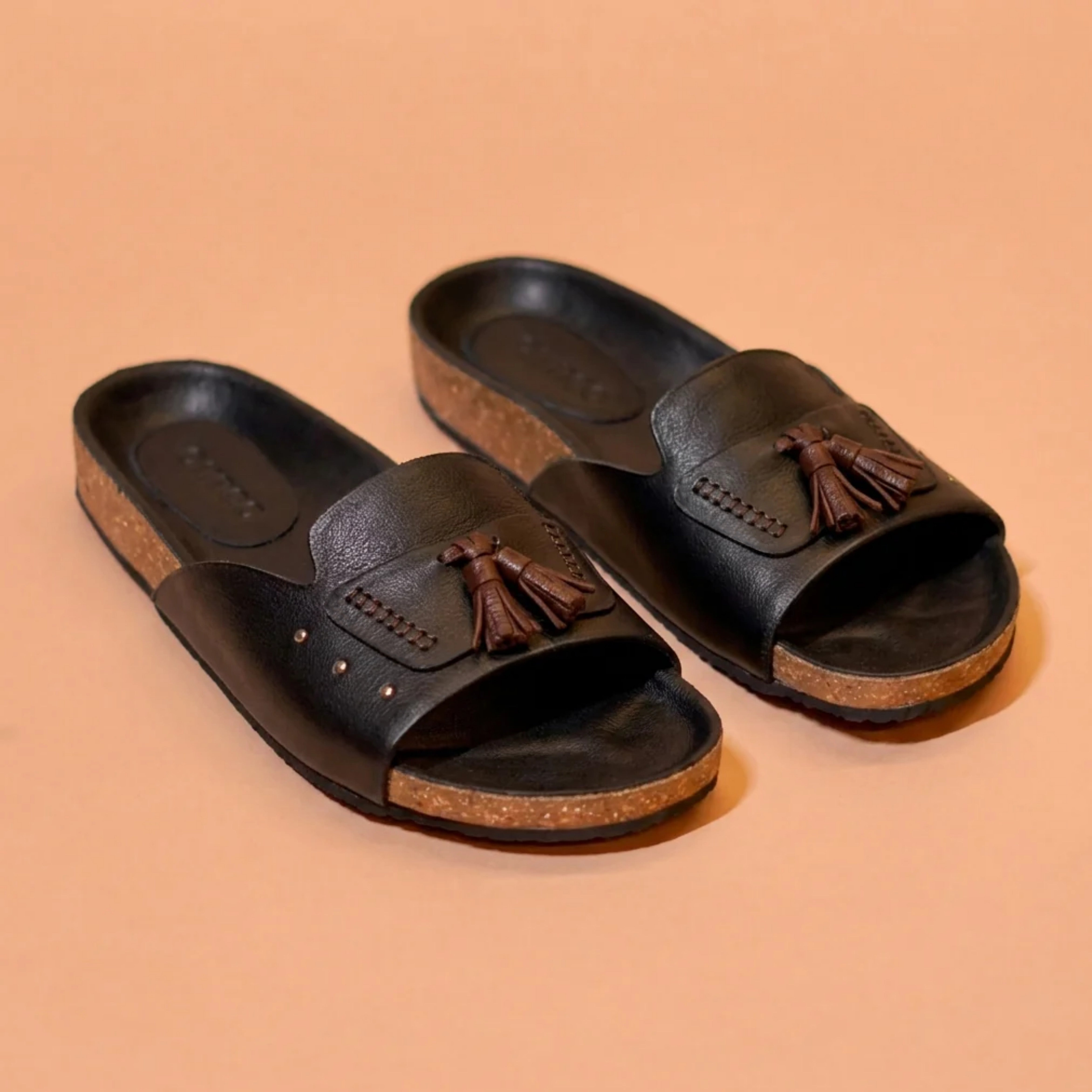 Corko Nero Classico – Black Leather Cork Slider for Men