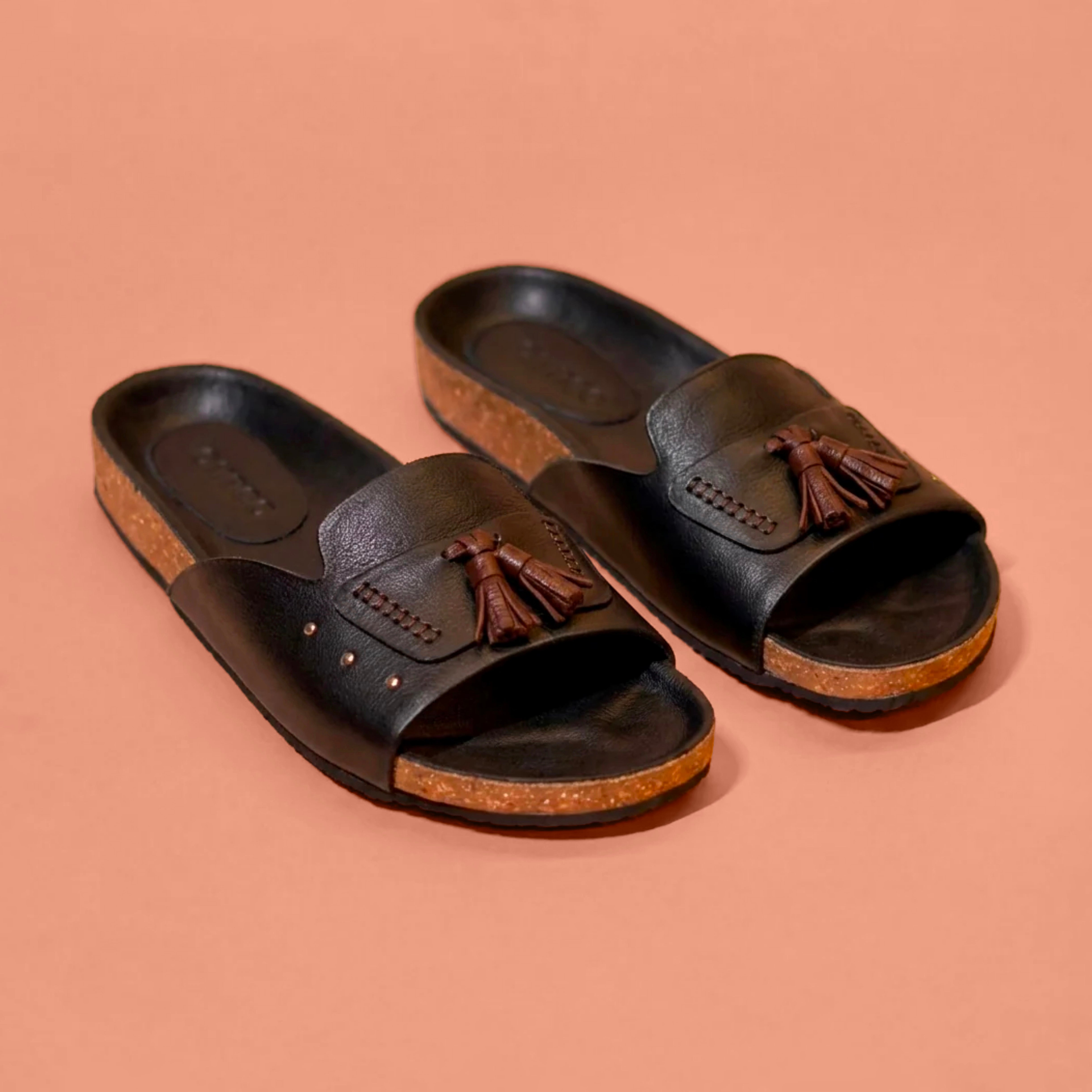 Corko Nero Classico – Black Leather Cork Slider for Men