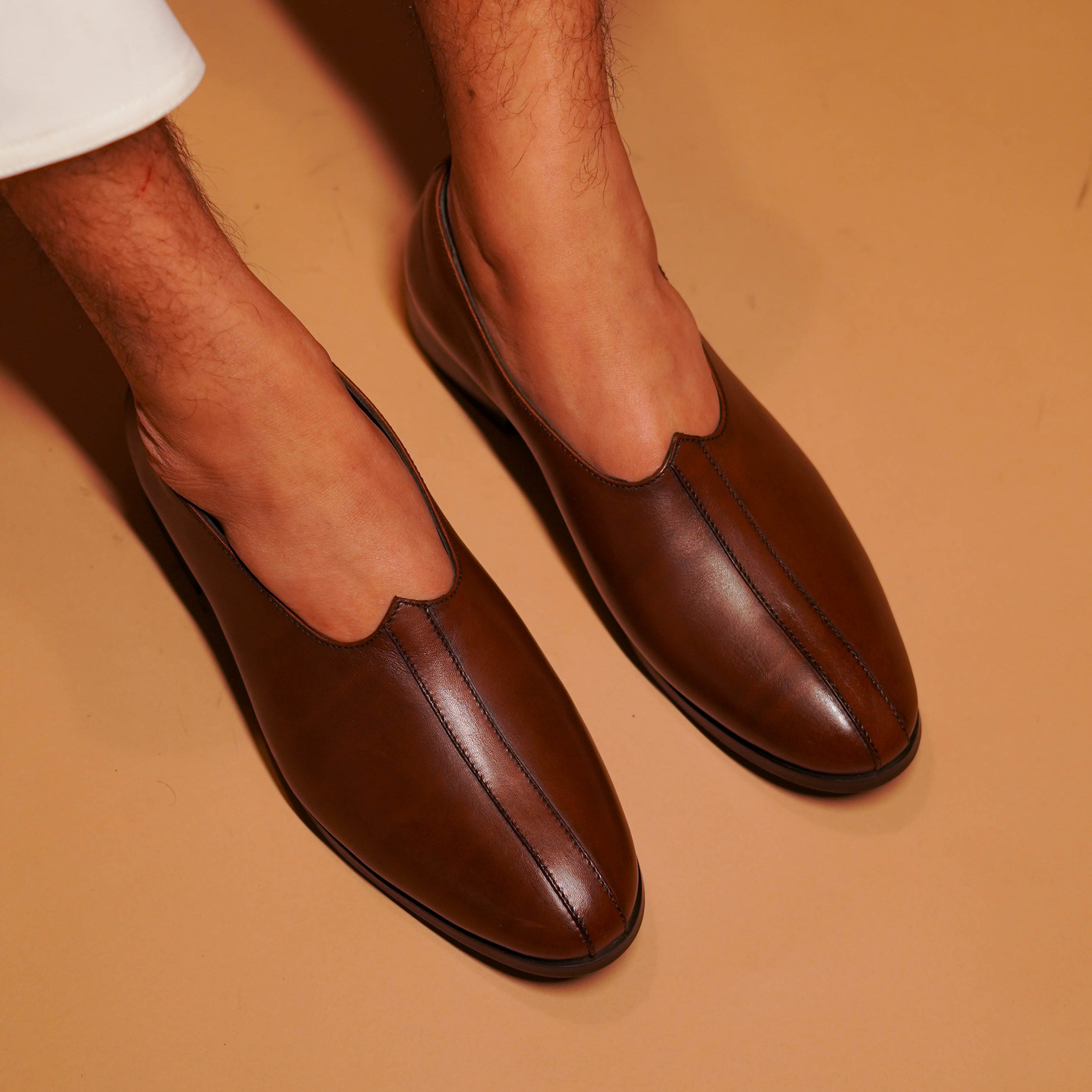 Ethnico Marrone | Classic dark brown leather mojris