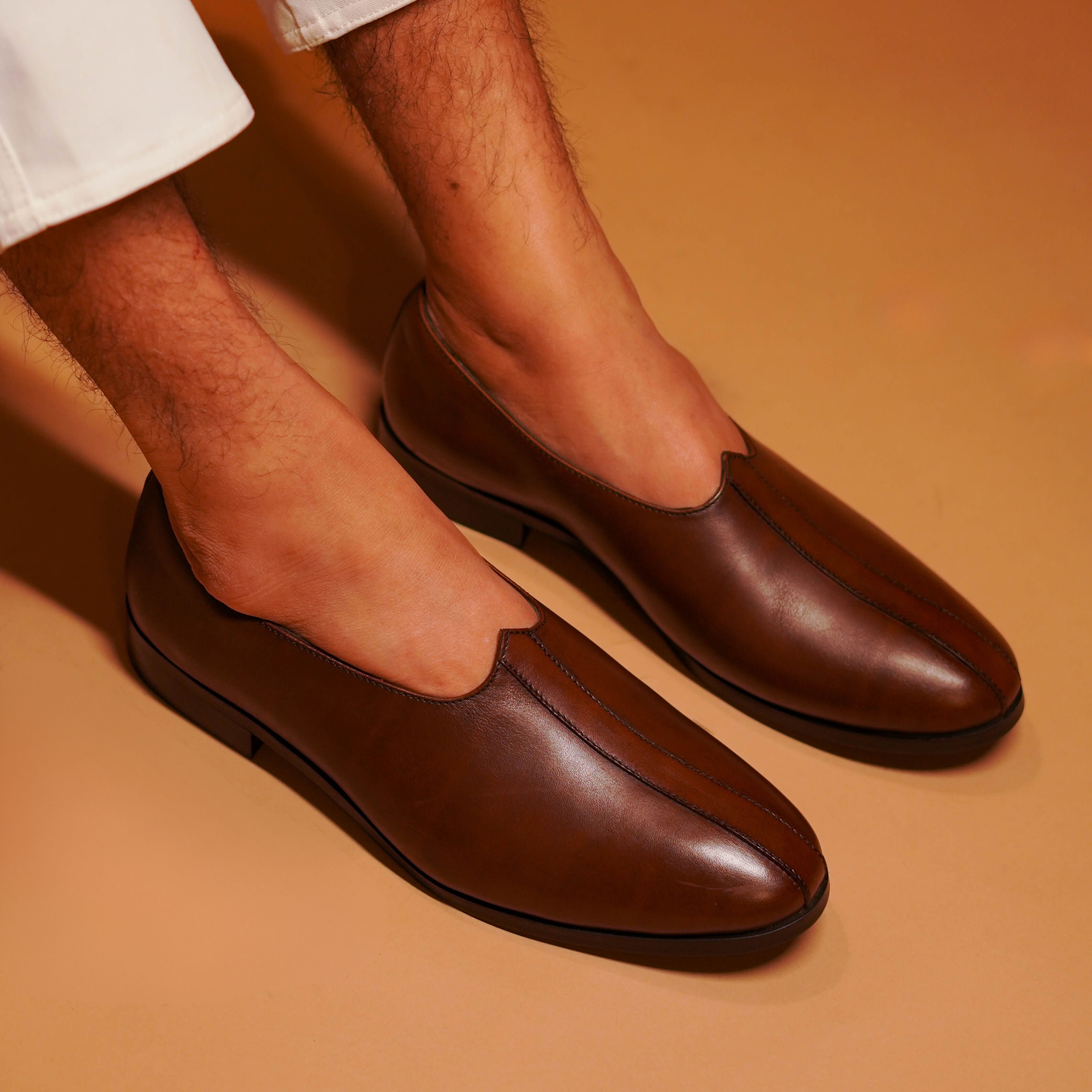 Ethnico Marrone | Classic dark brown leather mojris