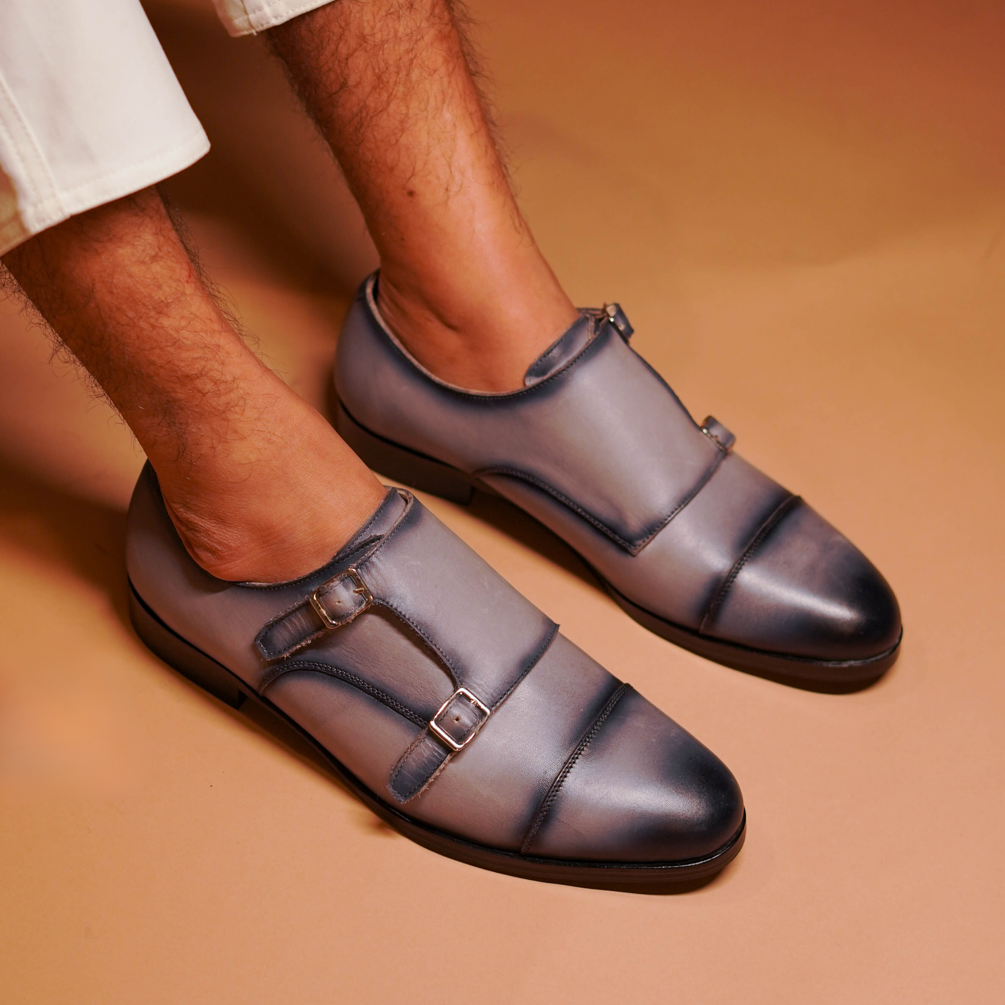 Domo Grego | Dark grey and black double-monk-straps
