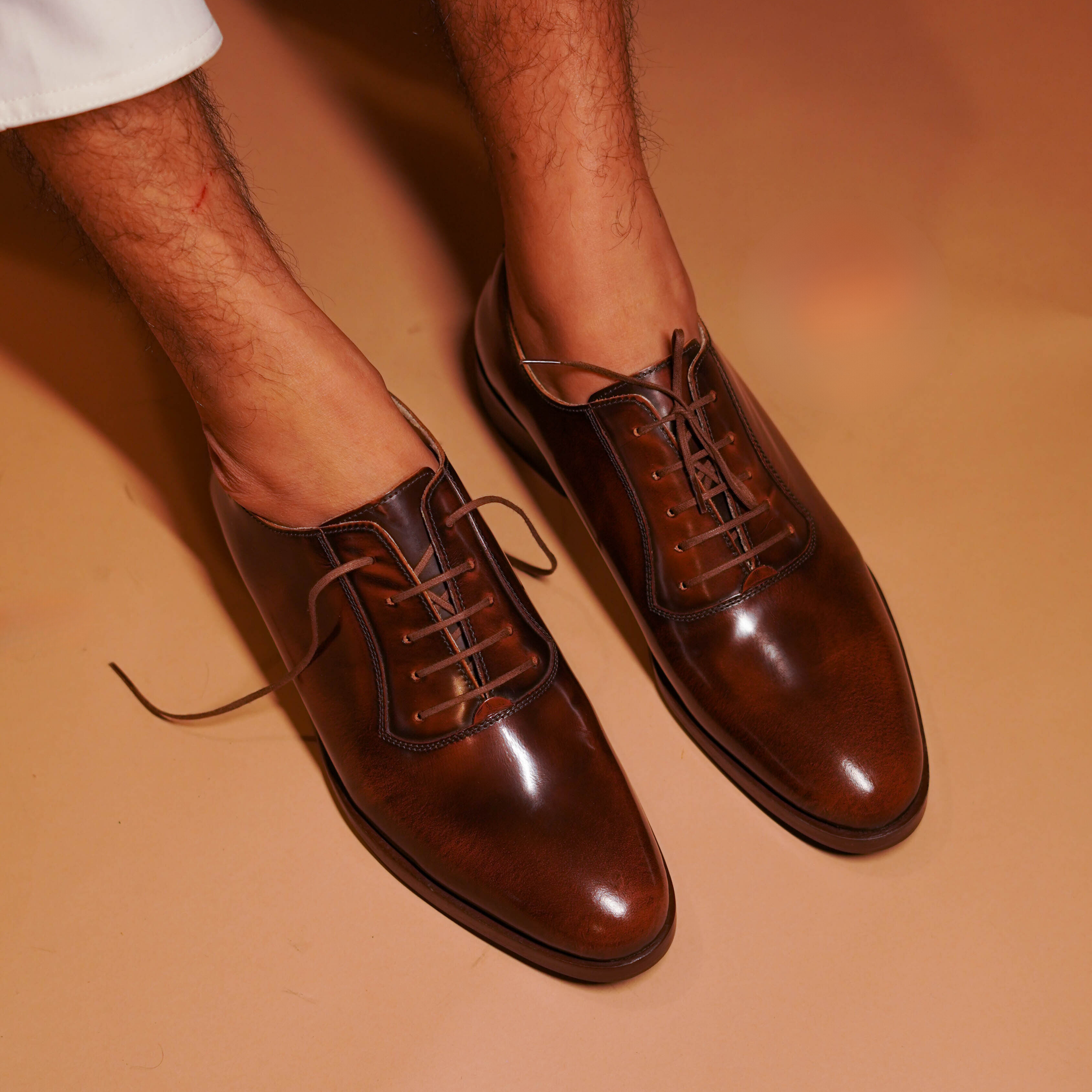 Ferraro Bruno | Brown dual tone shiny leather oxford