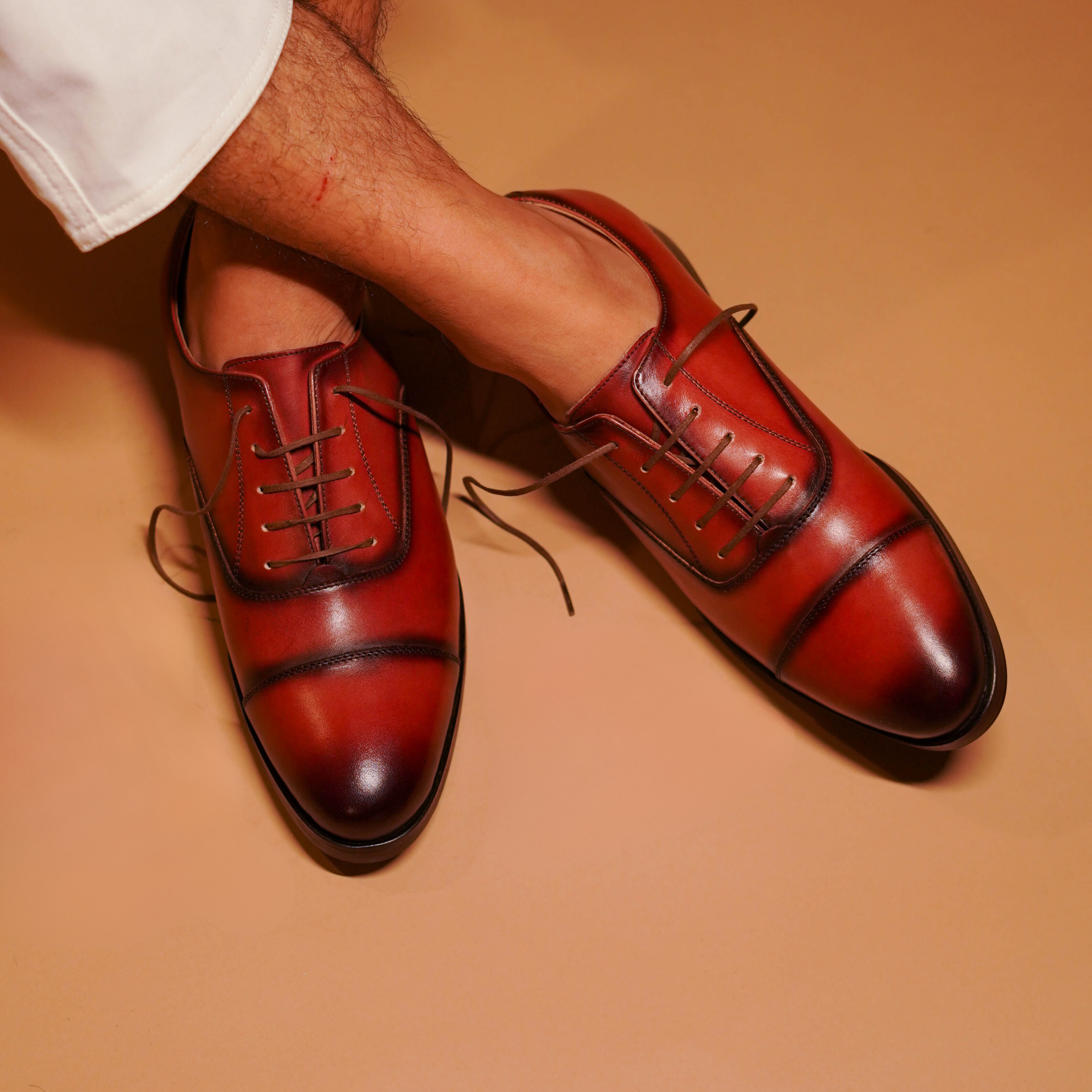 Cognaco | Dual-tone classic cap-toe oxfords