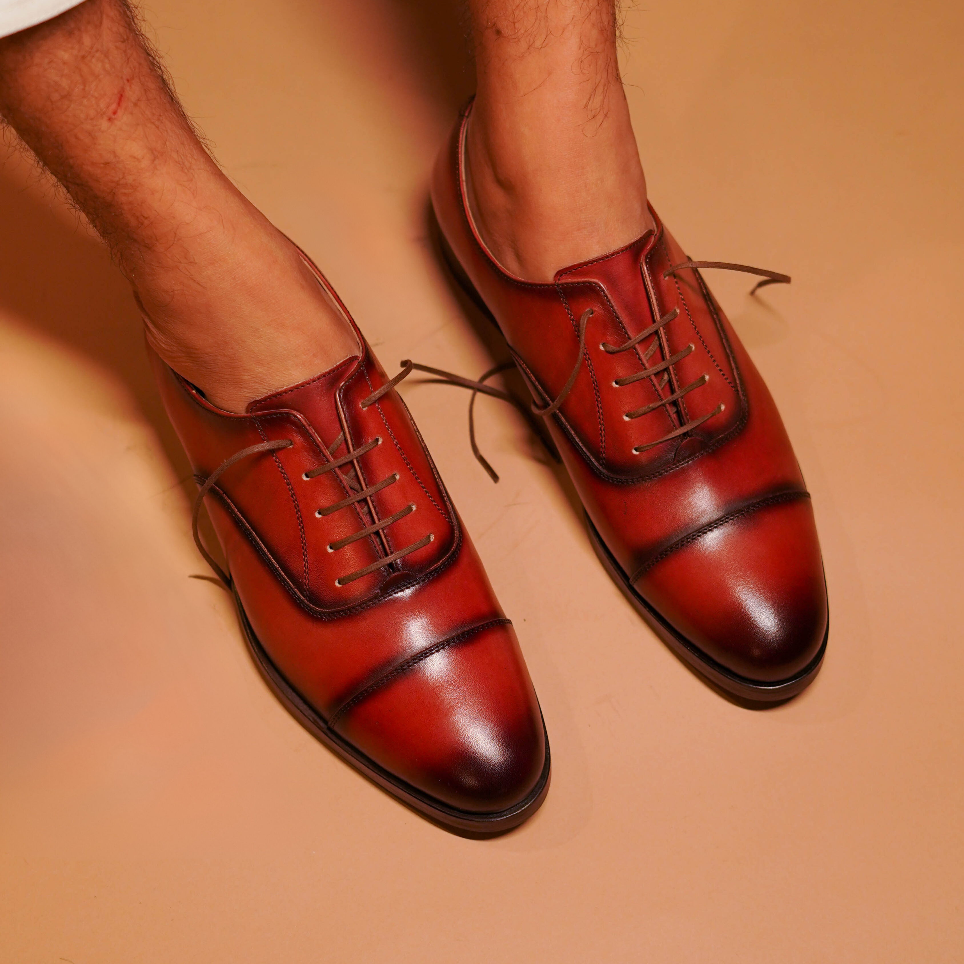 Cognaco | Dual-tone classic cap-toe oxfords