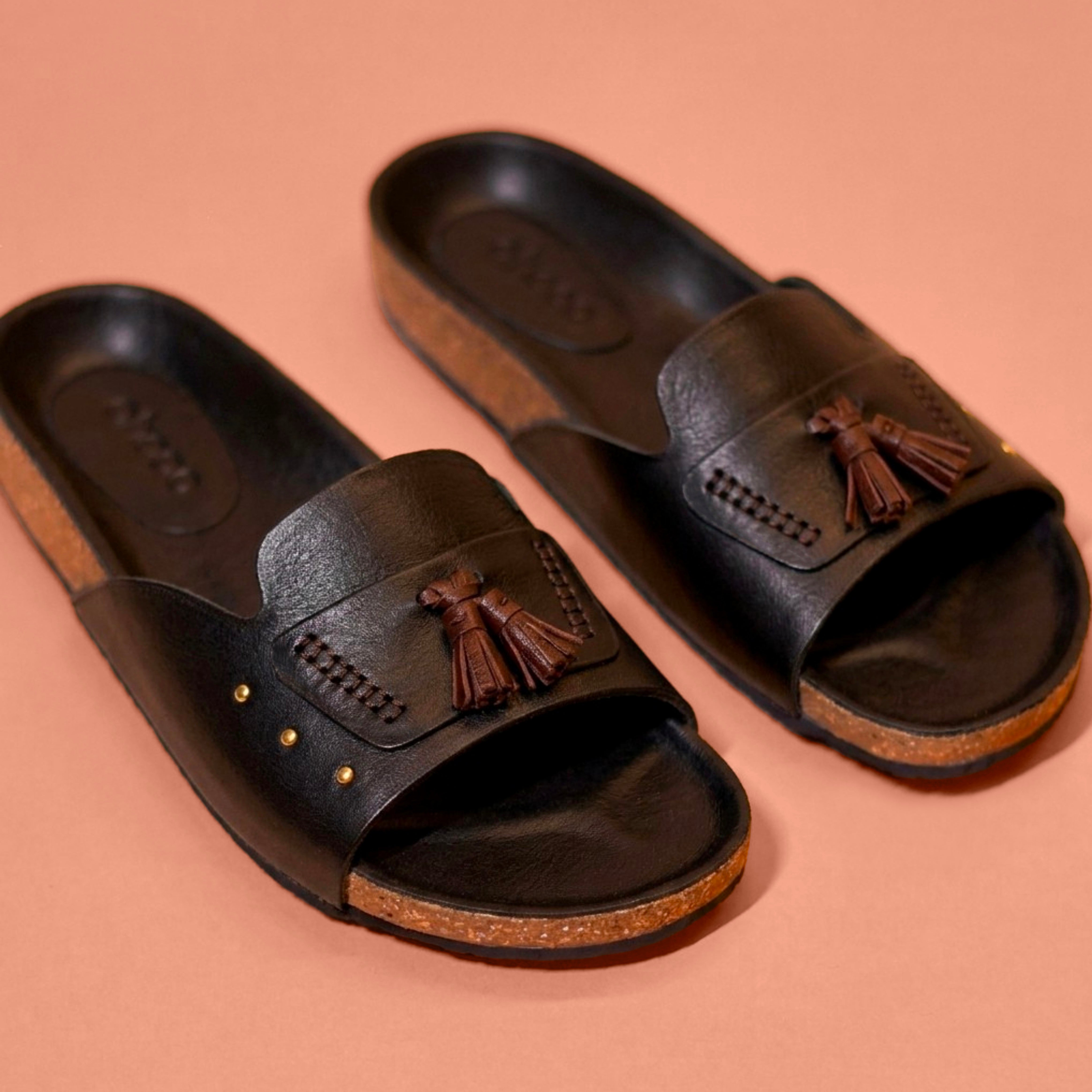 Corko Nero Classico – Black Leather Cork Slider for Men