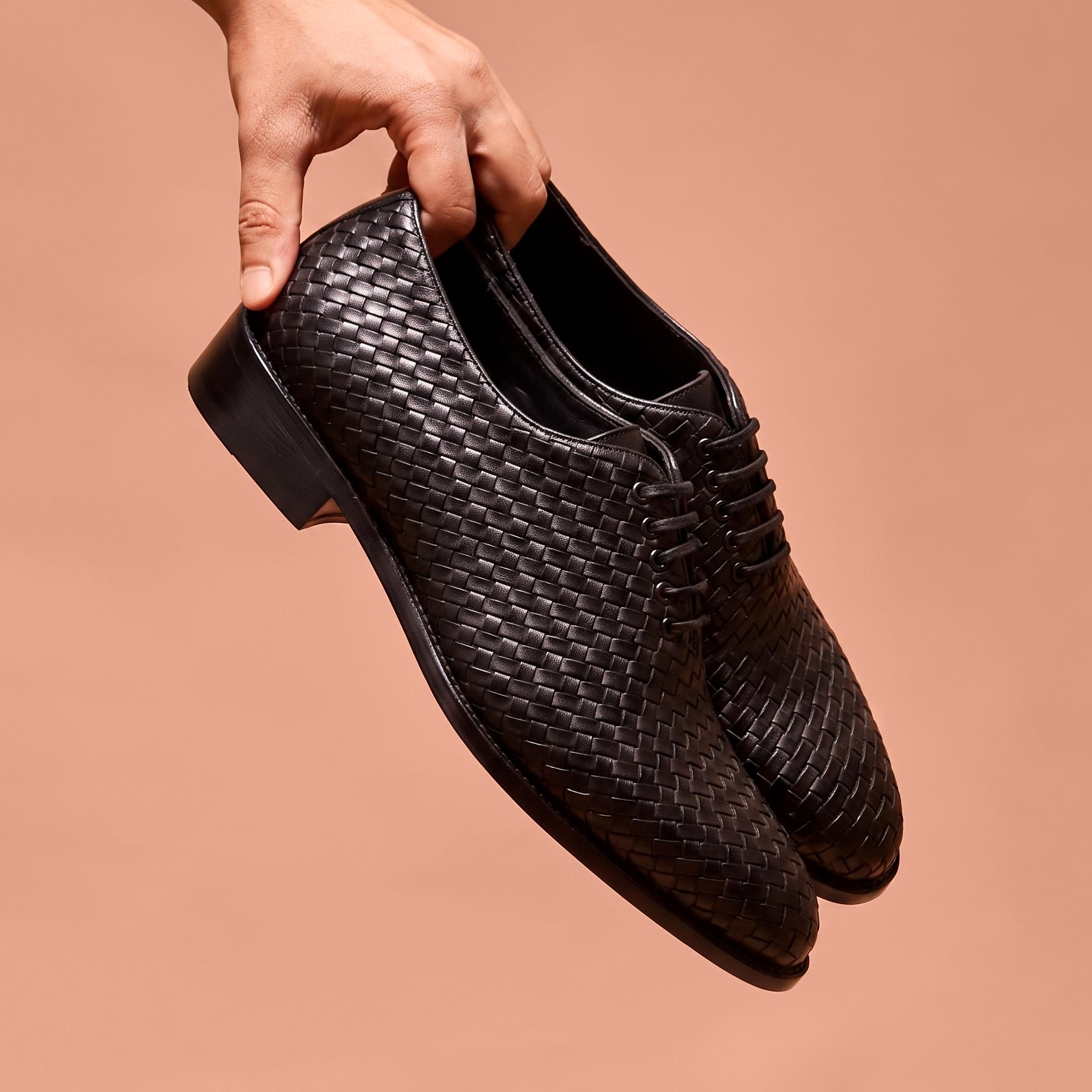 Alto Tesso Nero black woven leather Oxford for men