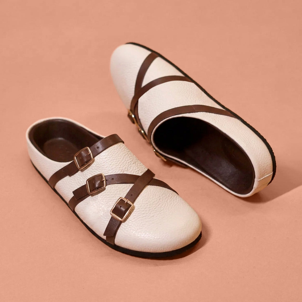 Corko Strapo Bianco – White Milled Leather Clog for Men
