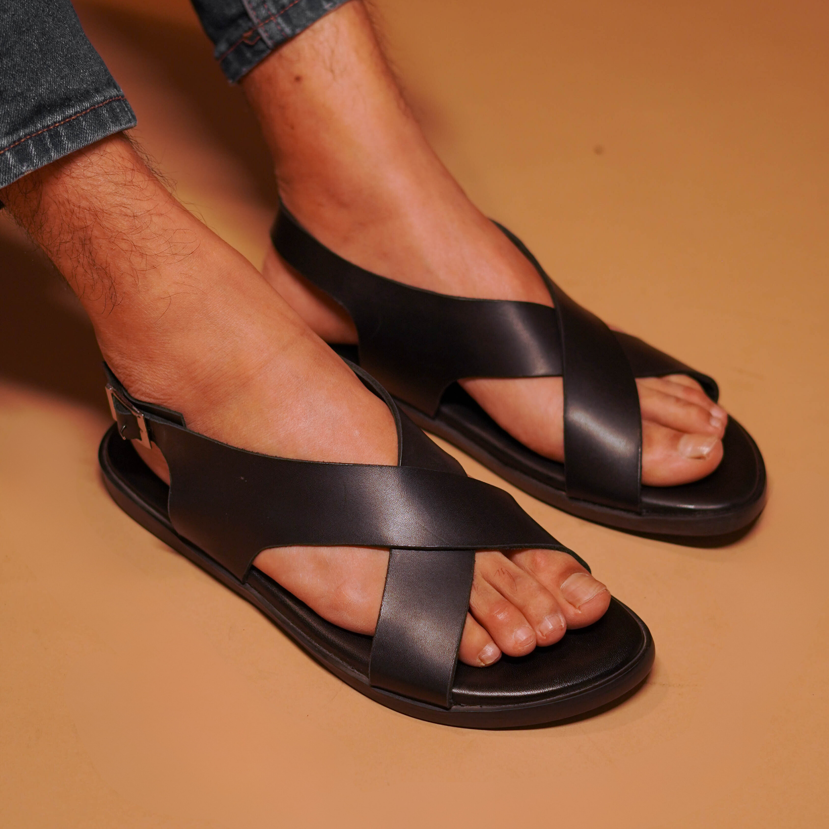 Pelle Caro | Black cross strap traditional leather sandal