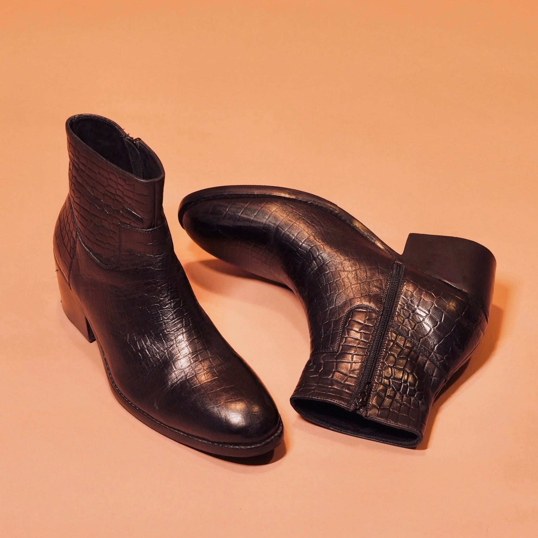 Sprazzo Cubano Croco | Black croc-print leather boots