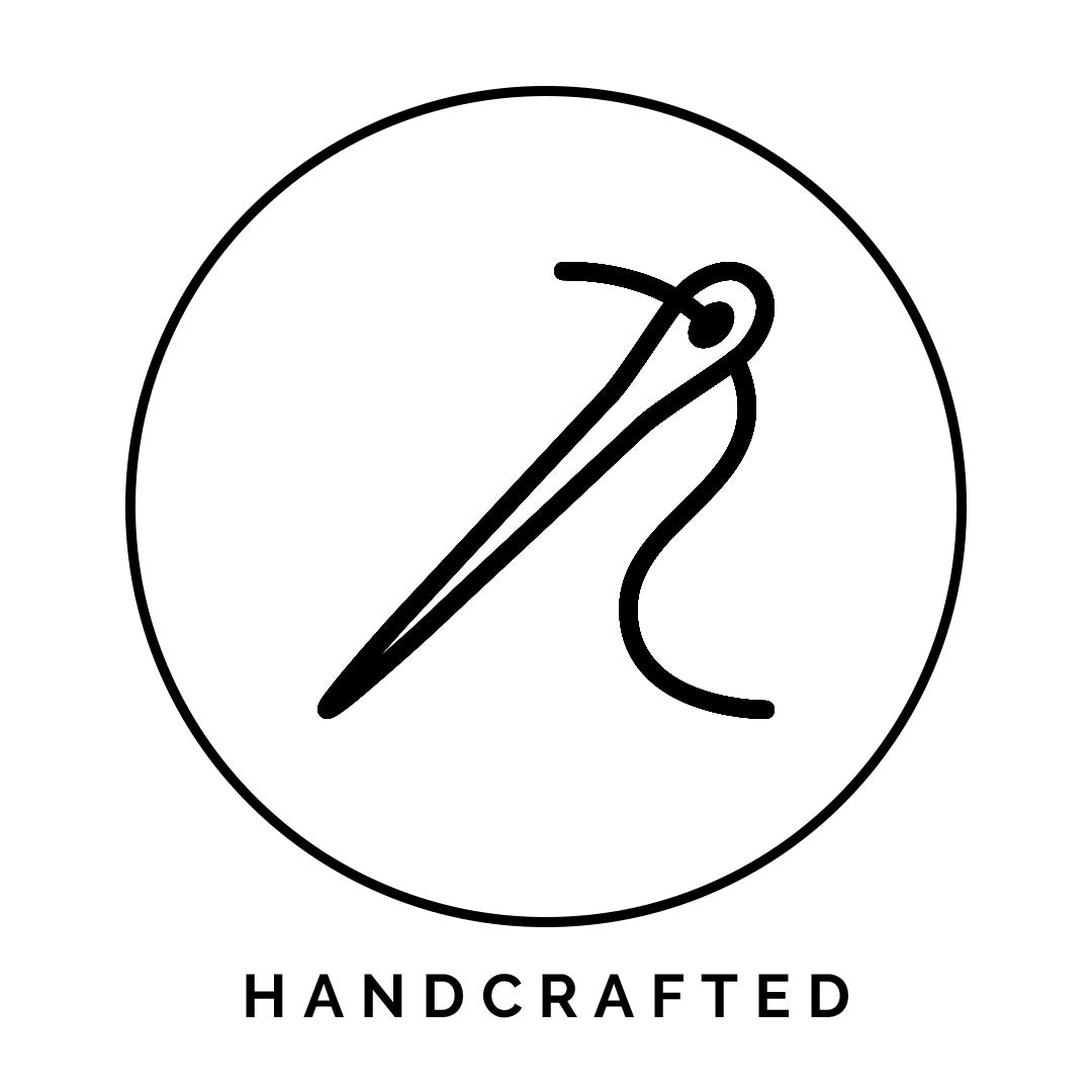 Pelle Carbonio | Strappy Black full-grain leather chappals