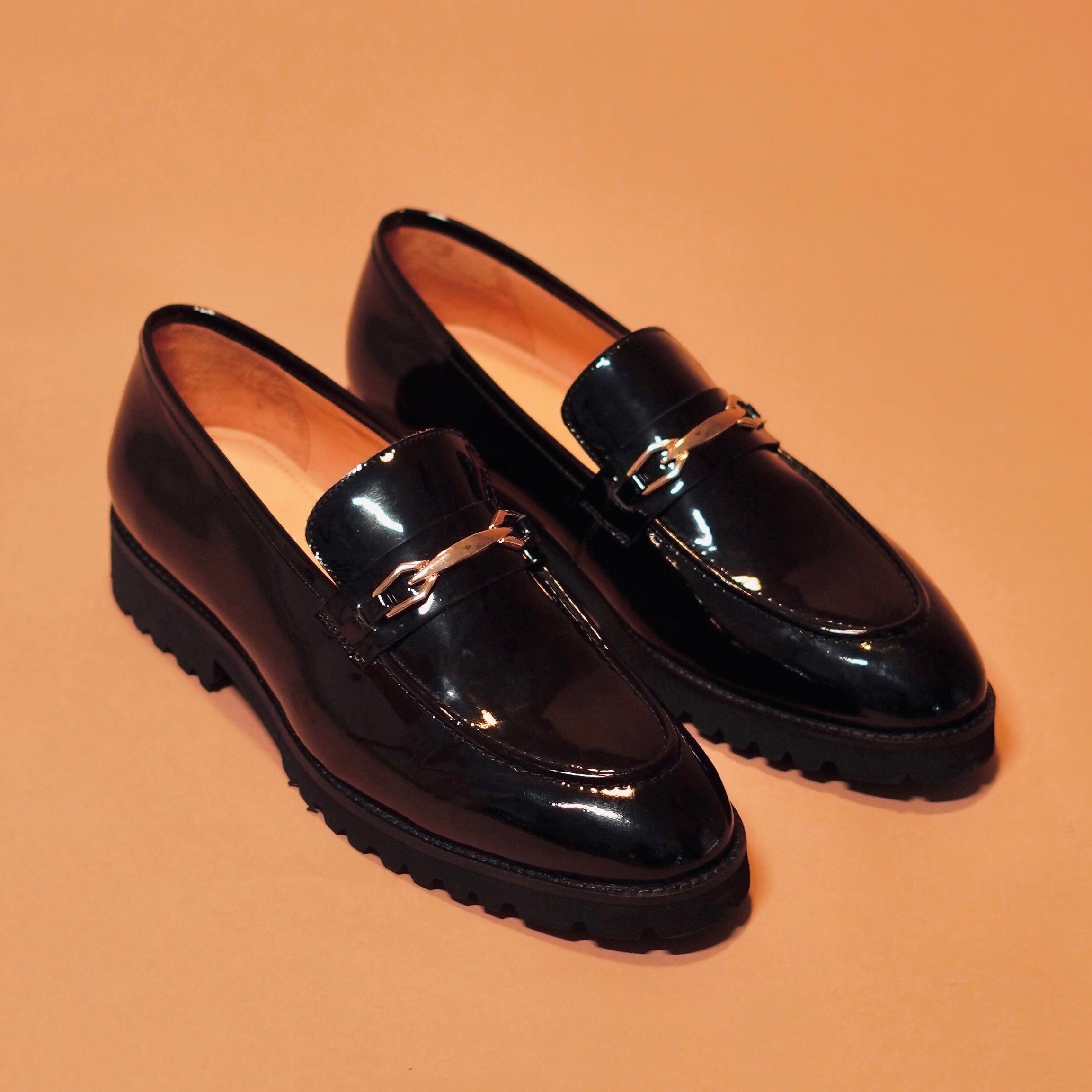 Moccasino Nero | Black patent leather loafers