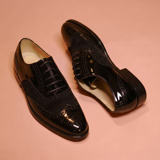  Black patent leather dress shoe for men