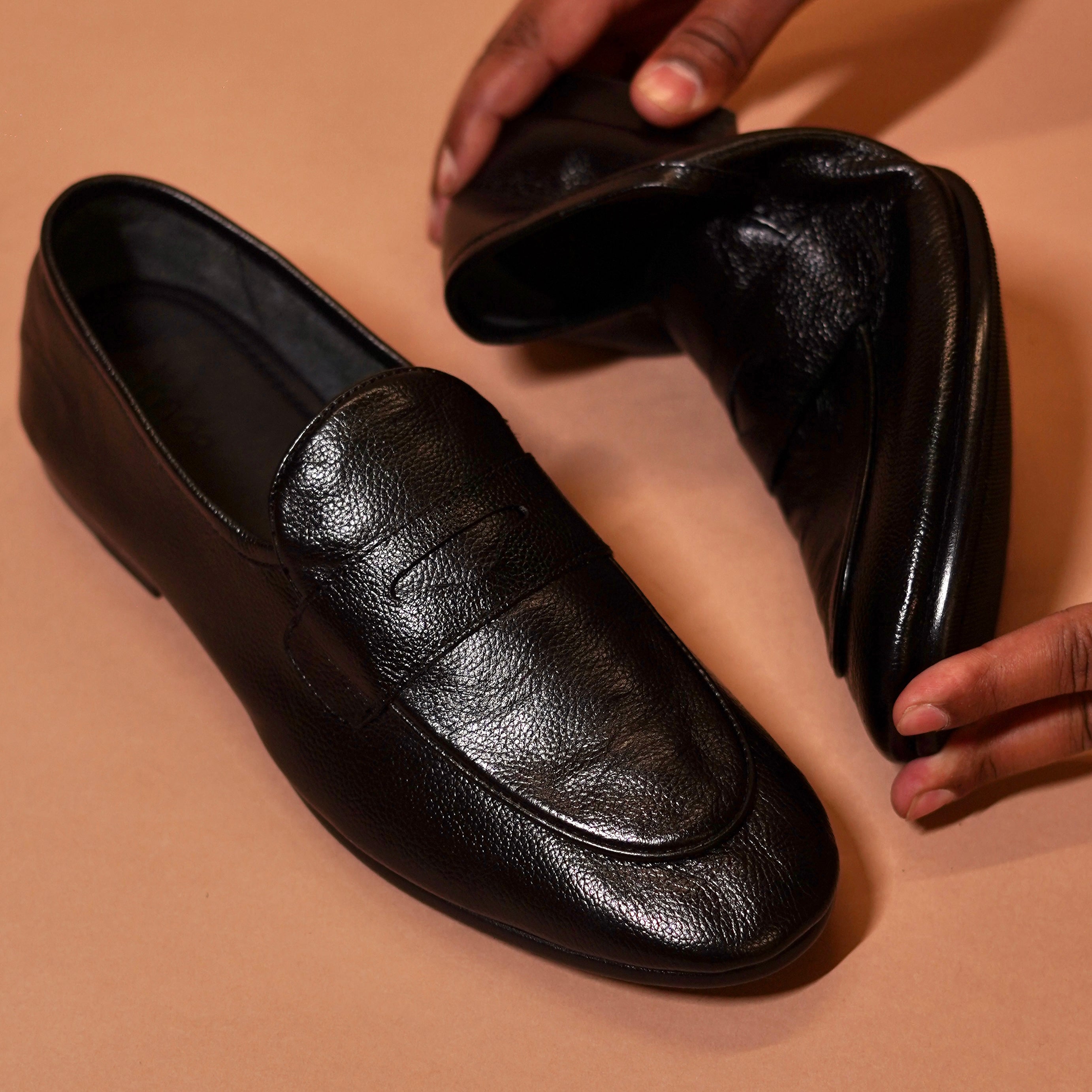 Flexo Nero | Black milled leather loafers
