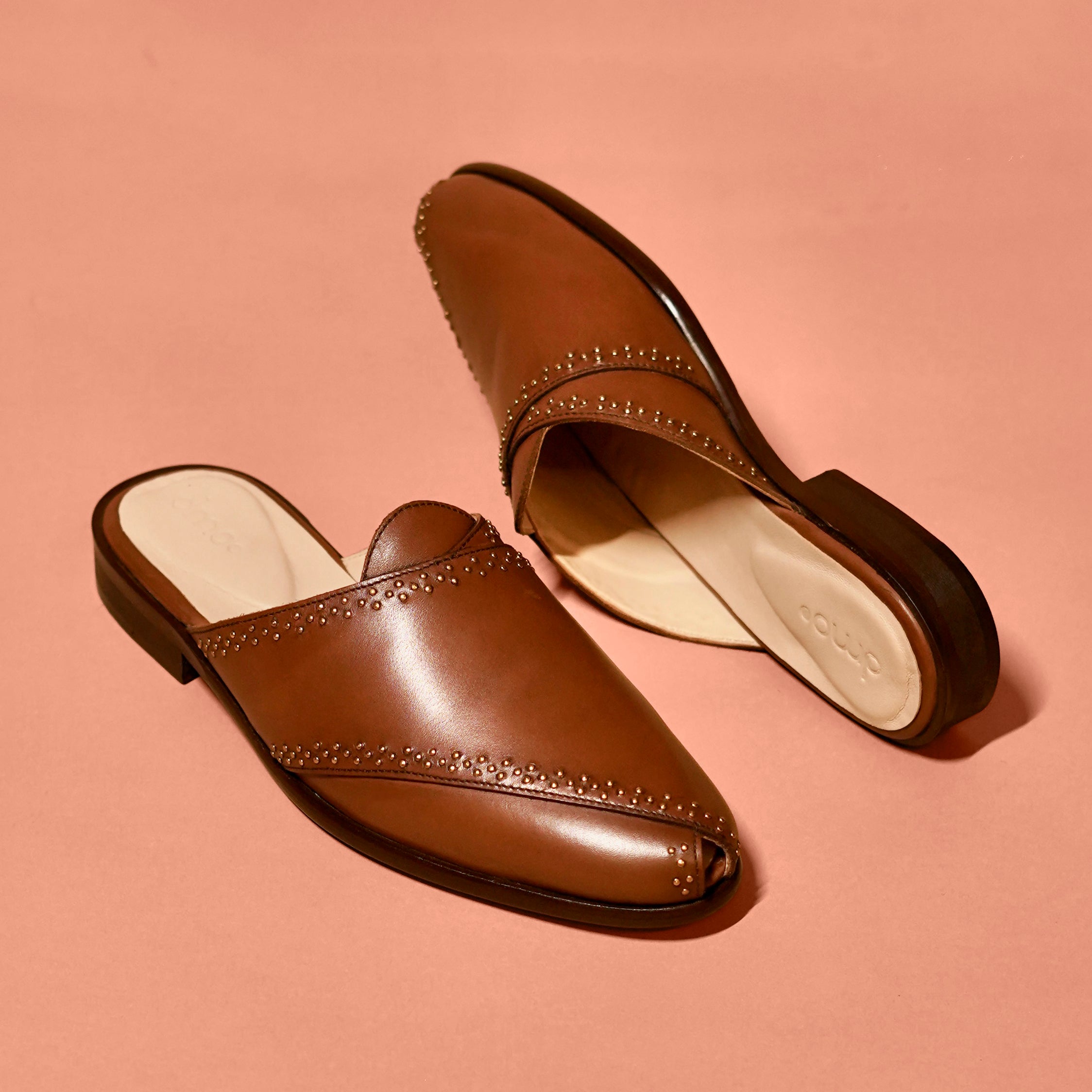 Hoffler Bruno Riveto – Riveted Peshawari-Style Mule