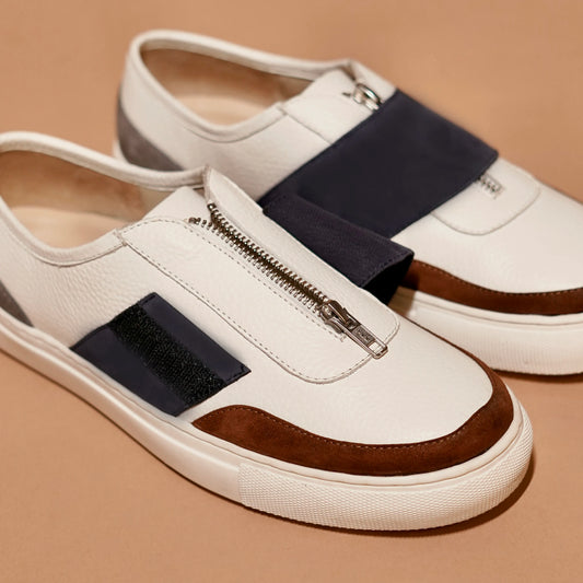 Street-style inspired white leather sneaker by dmodot