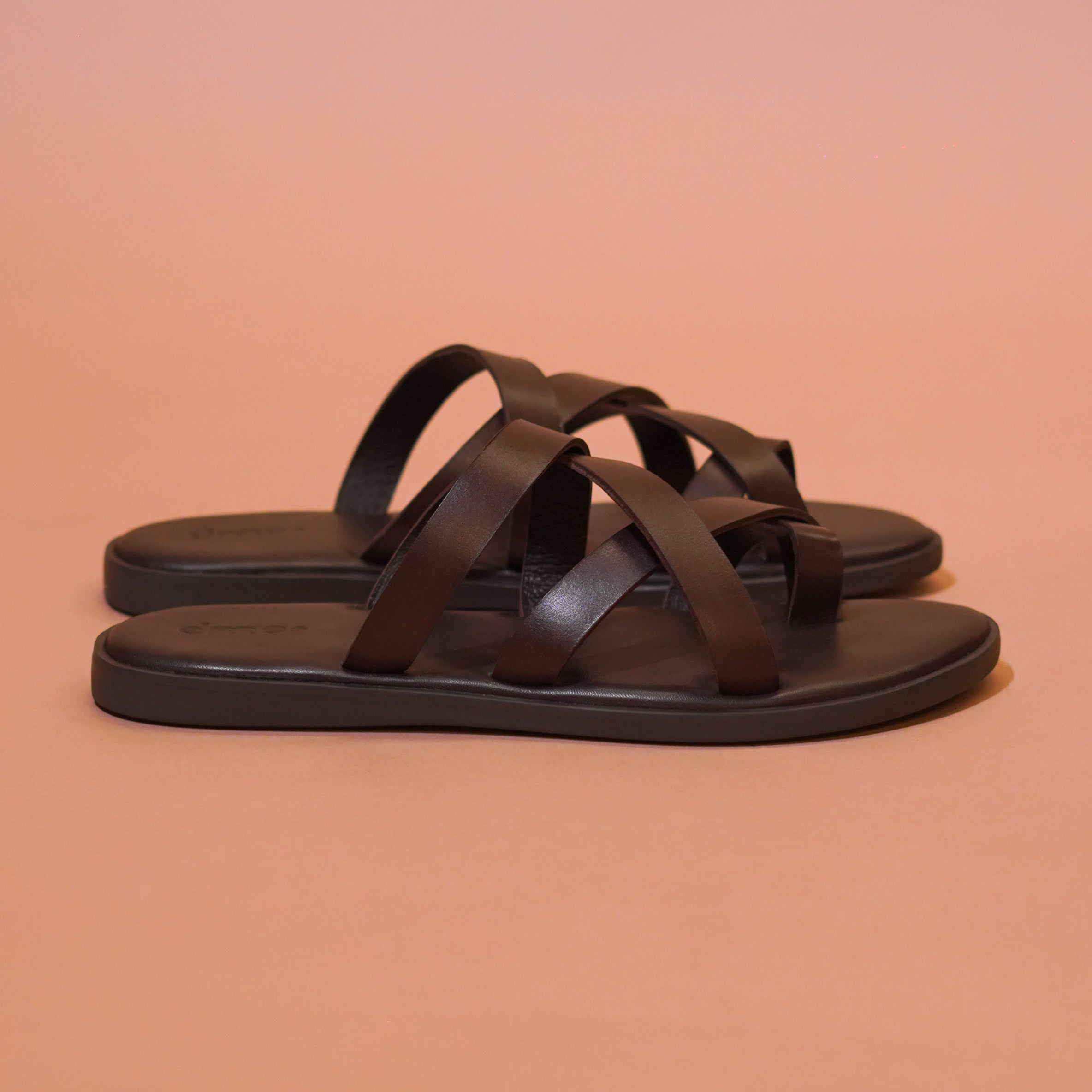 Pelle Chocro | Chocolate leather vintage chappals