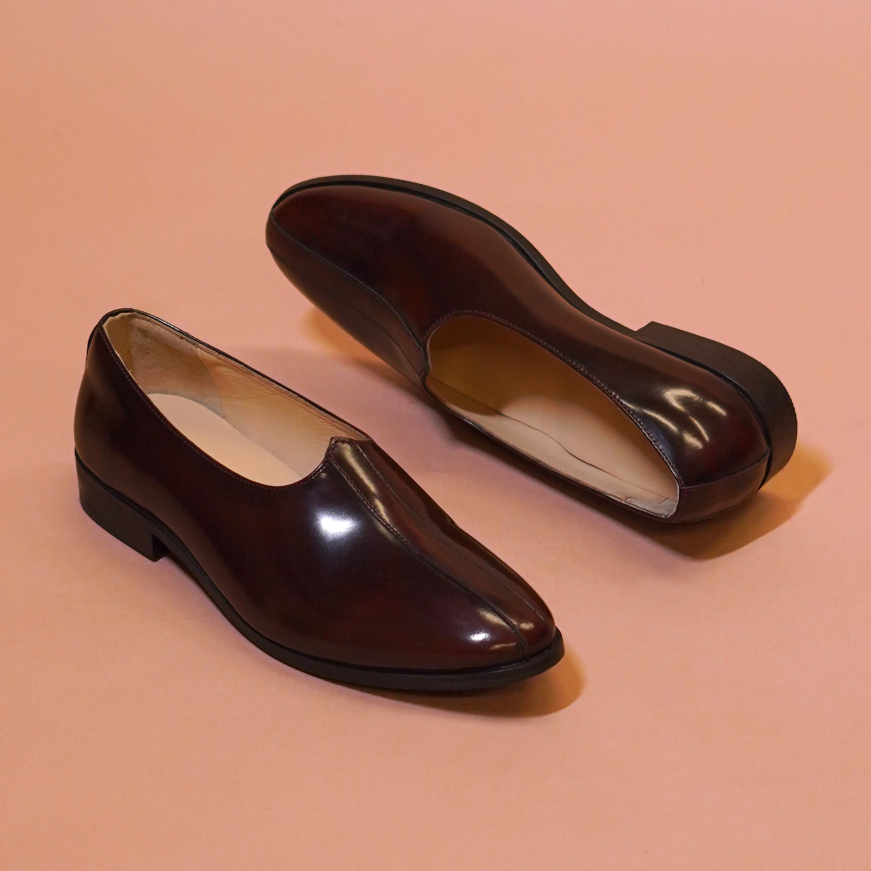 Ethnico Borgogno | Bordo lustrous leather mojris