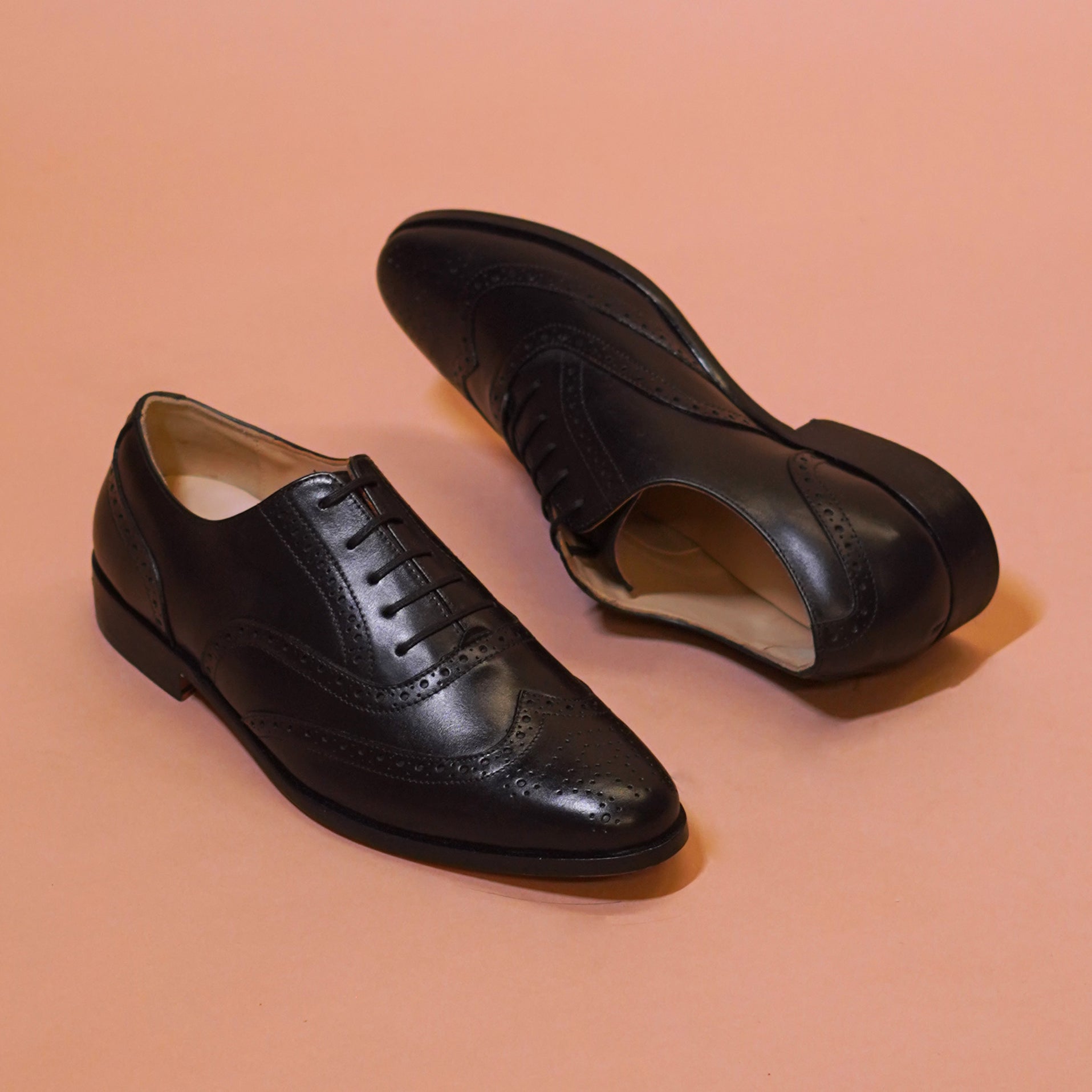 Sombro | Classic Black leather wingtip brogues