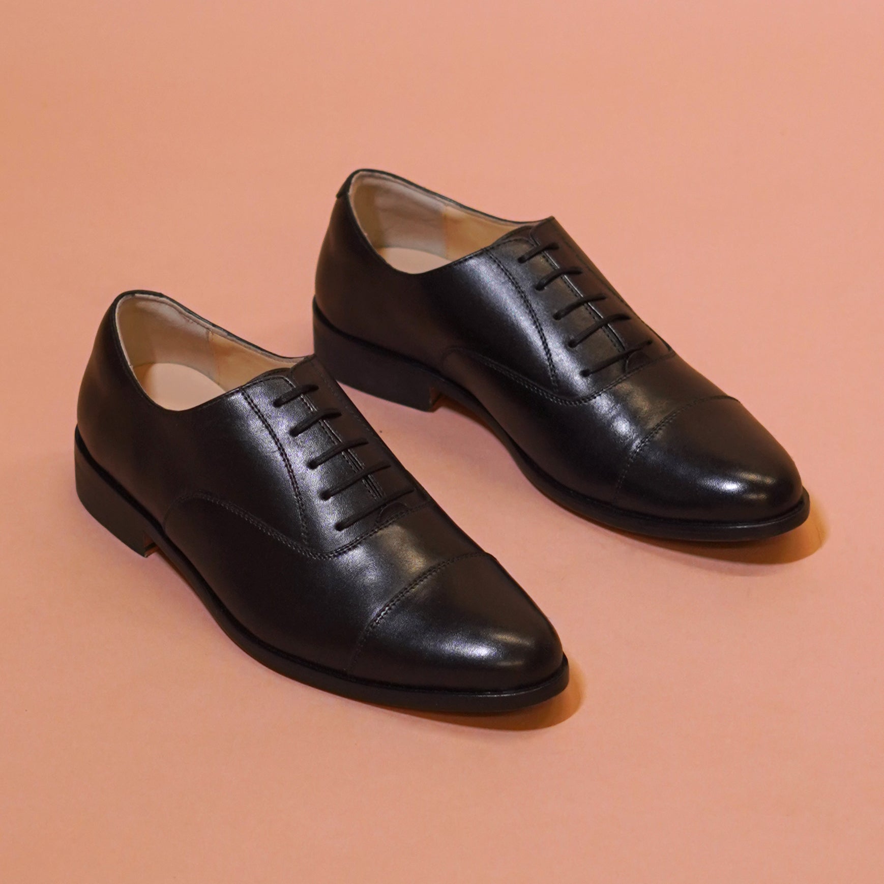 Capto Assasino | Classic black cap-toe oxford