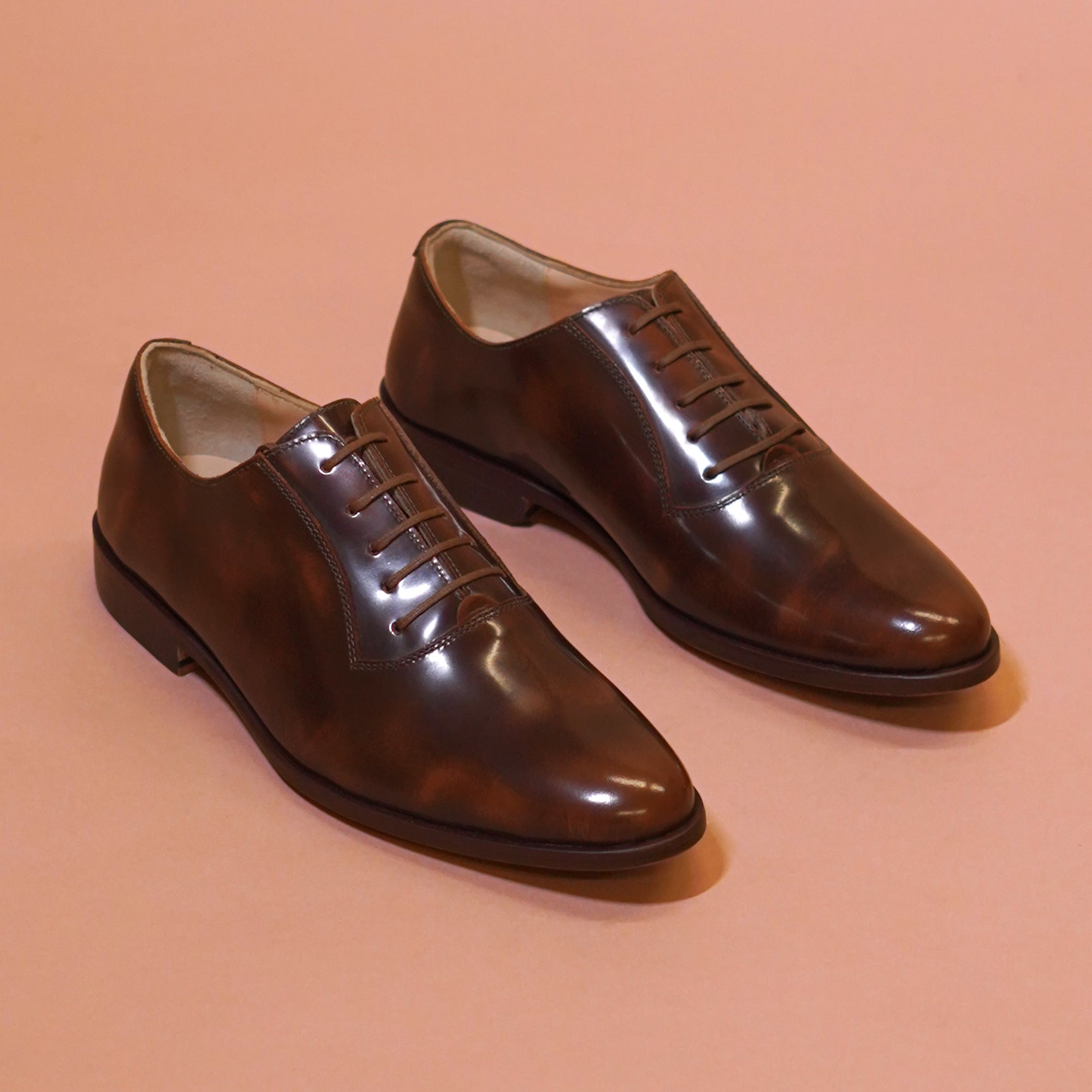 Ferraro Bruno | Brown dual tone shiny leather oxford