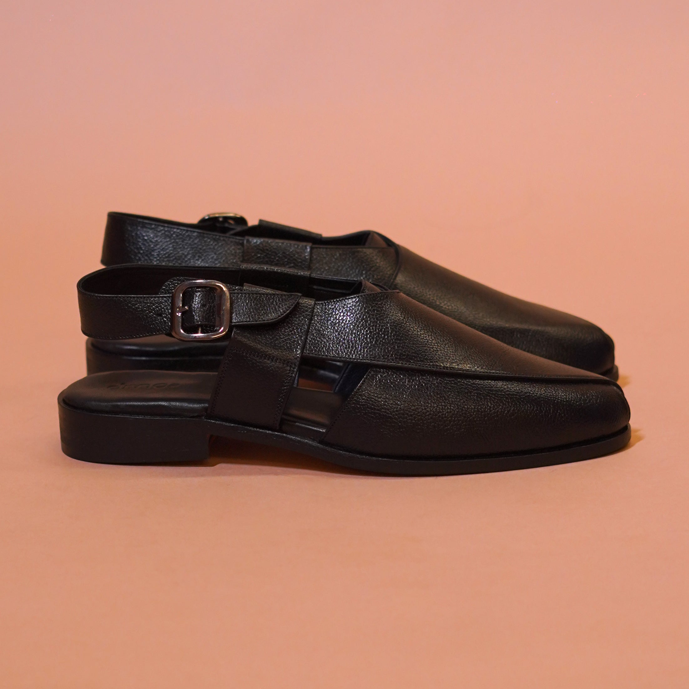 Pesha Noir | Classic black muted peshawari sandals