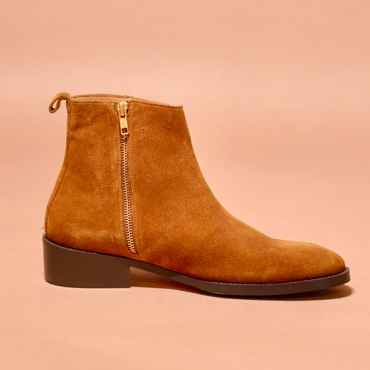 Side view of Sprazzo Castano showcasing its Cuban heel and suede texture