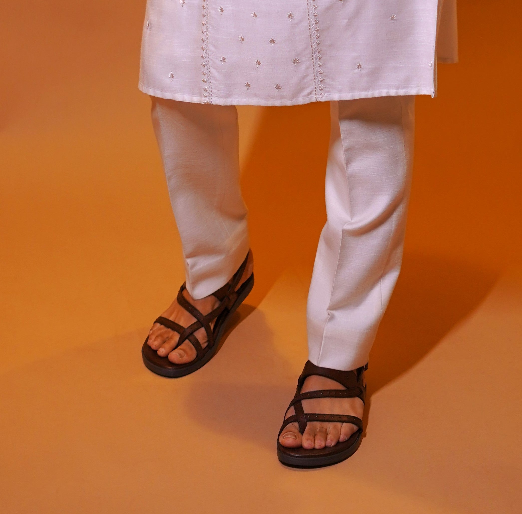 Pelle Bruno Riveto | Dark brown full-grain leather sandals