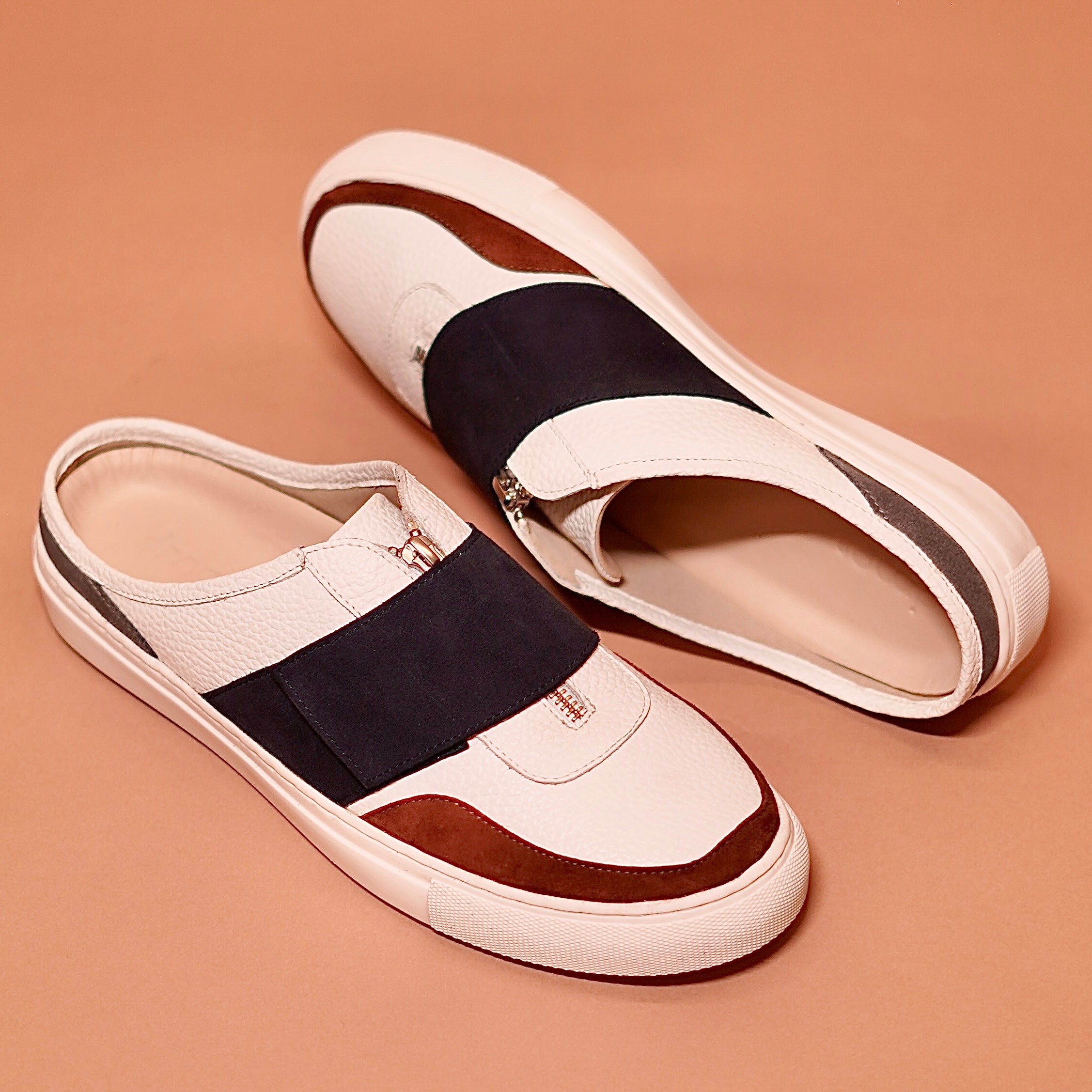 Freddo Azzurro mule sneaker with suede navy strap and white leather body