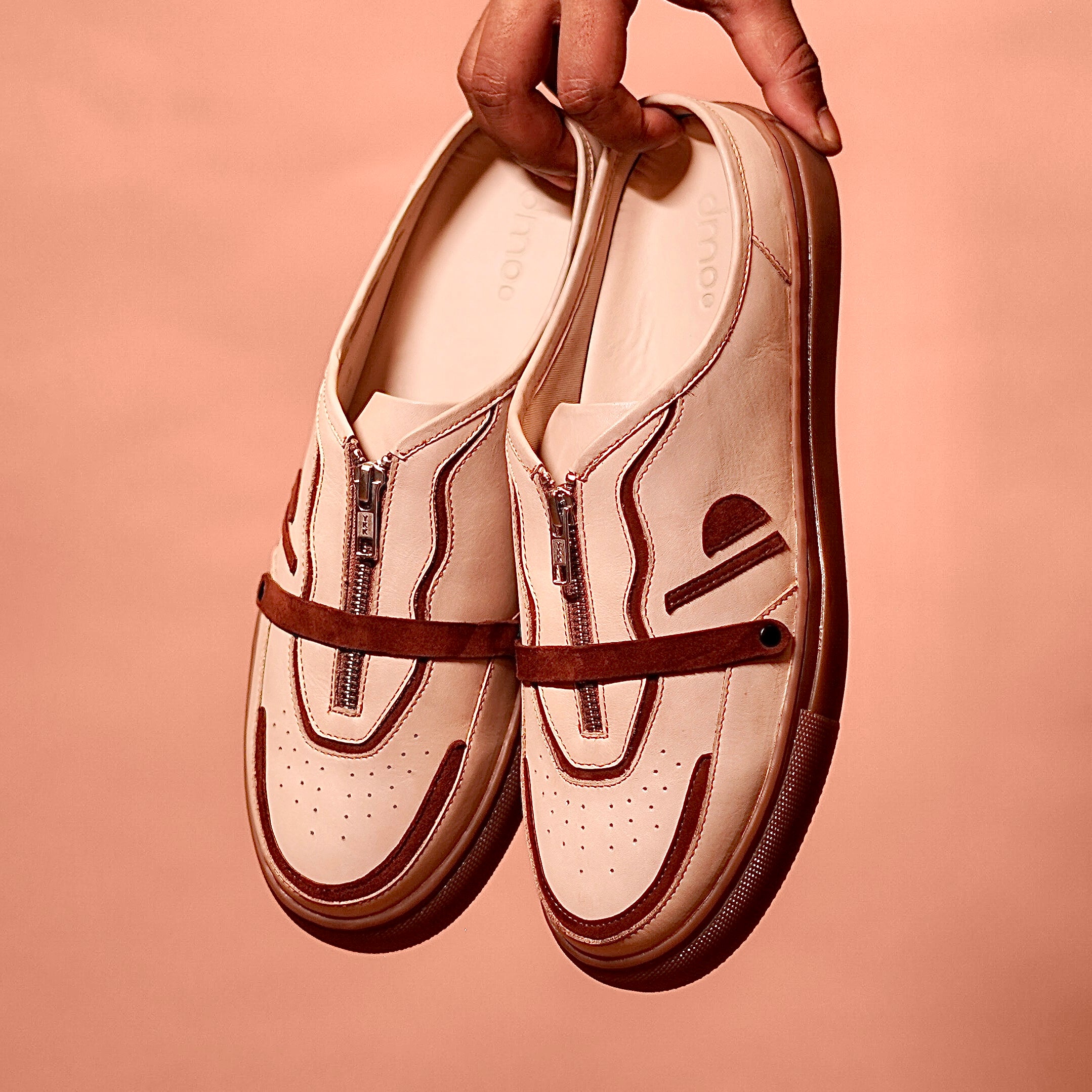 Freddo Mocha | Latte-toned leather mules