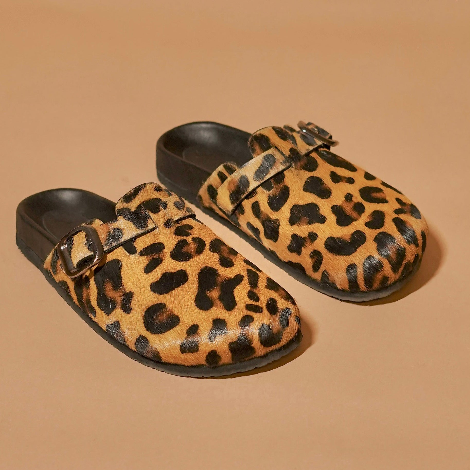 Leopardo Nero | Leopard Hair-On Cork Clogs for Men