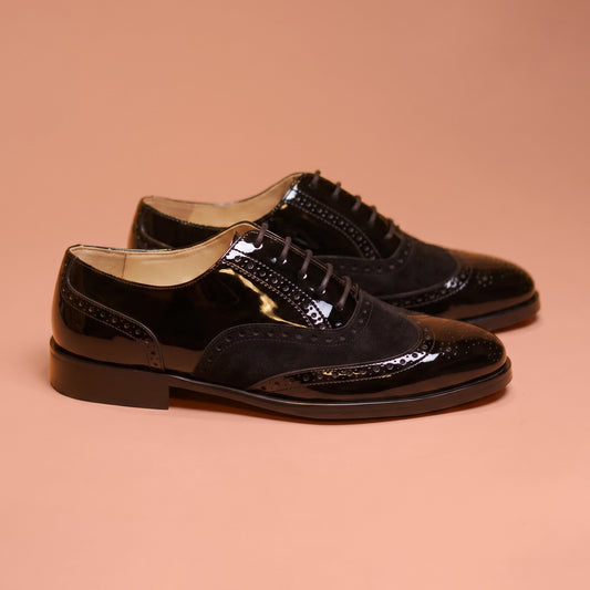 Handcrafted brogue Oxford with leather sole