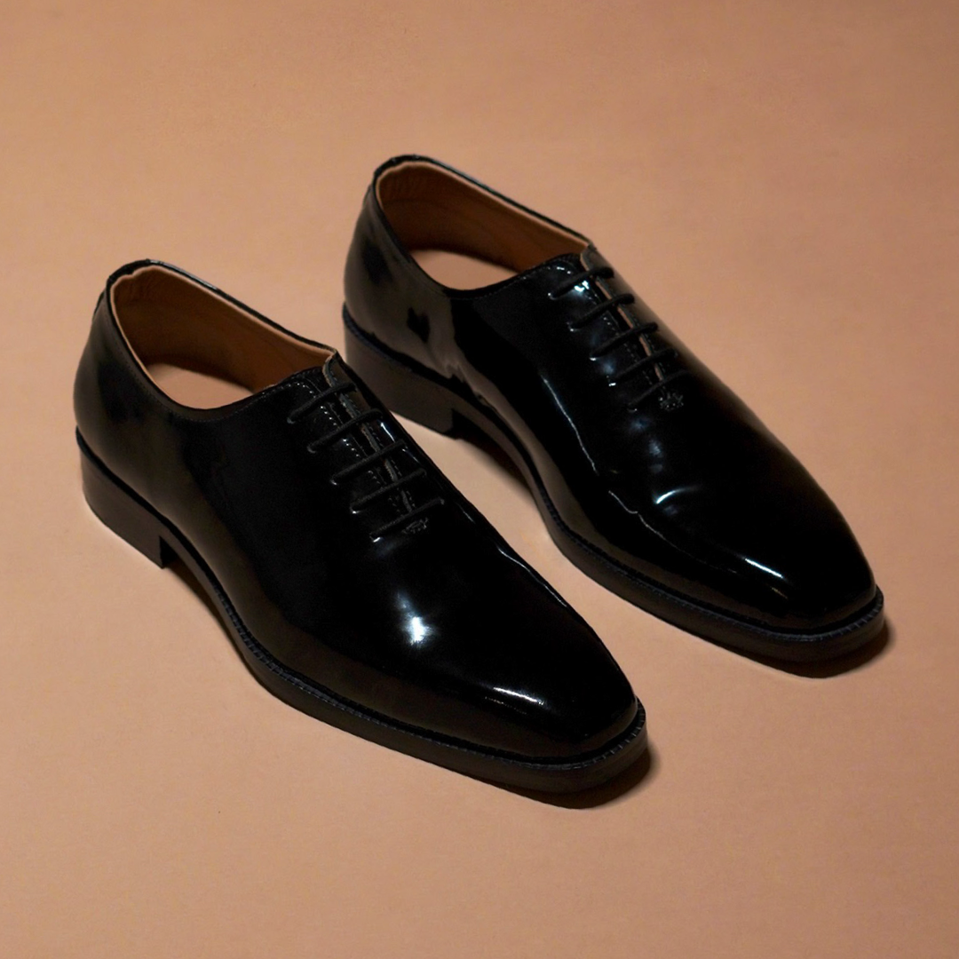 Ferraro Nero | Black patent leather Oxford