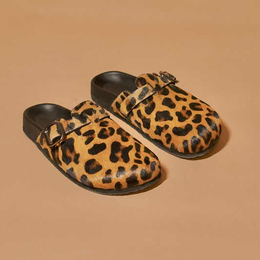 Leopard hair-on clogs for men