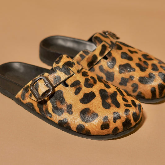 Men’s leopard print clog with black footbed