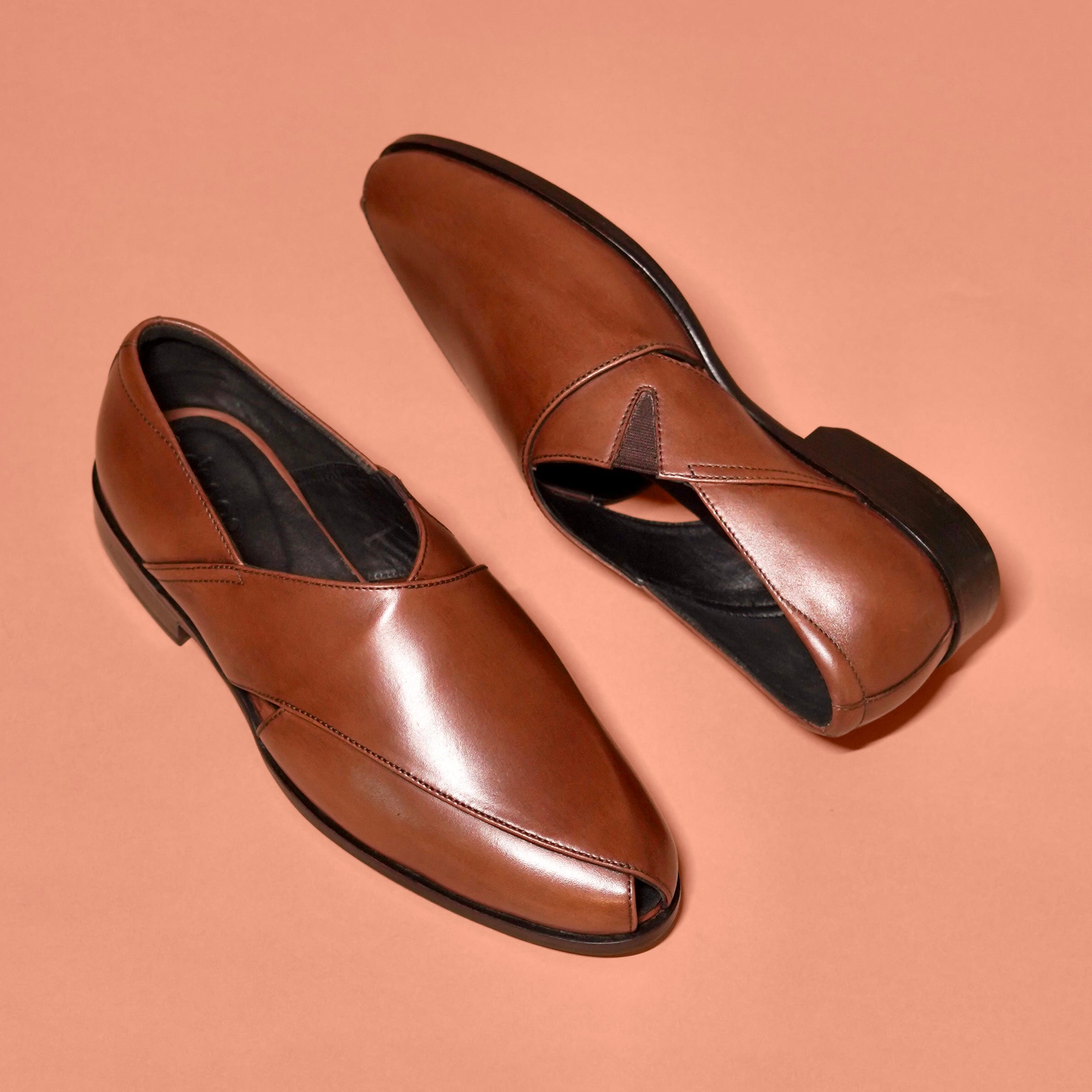 Pesha Scarpo Bruno | Dark brown leather Peshawaris