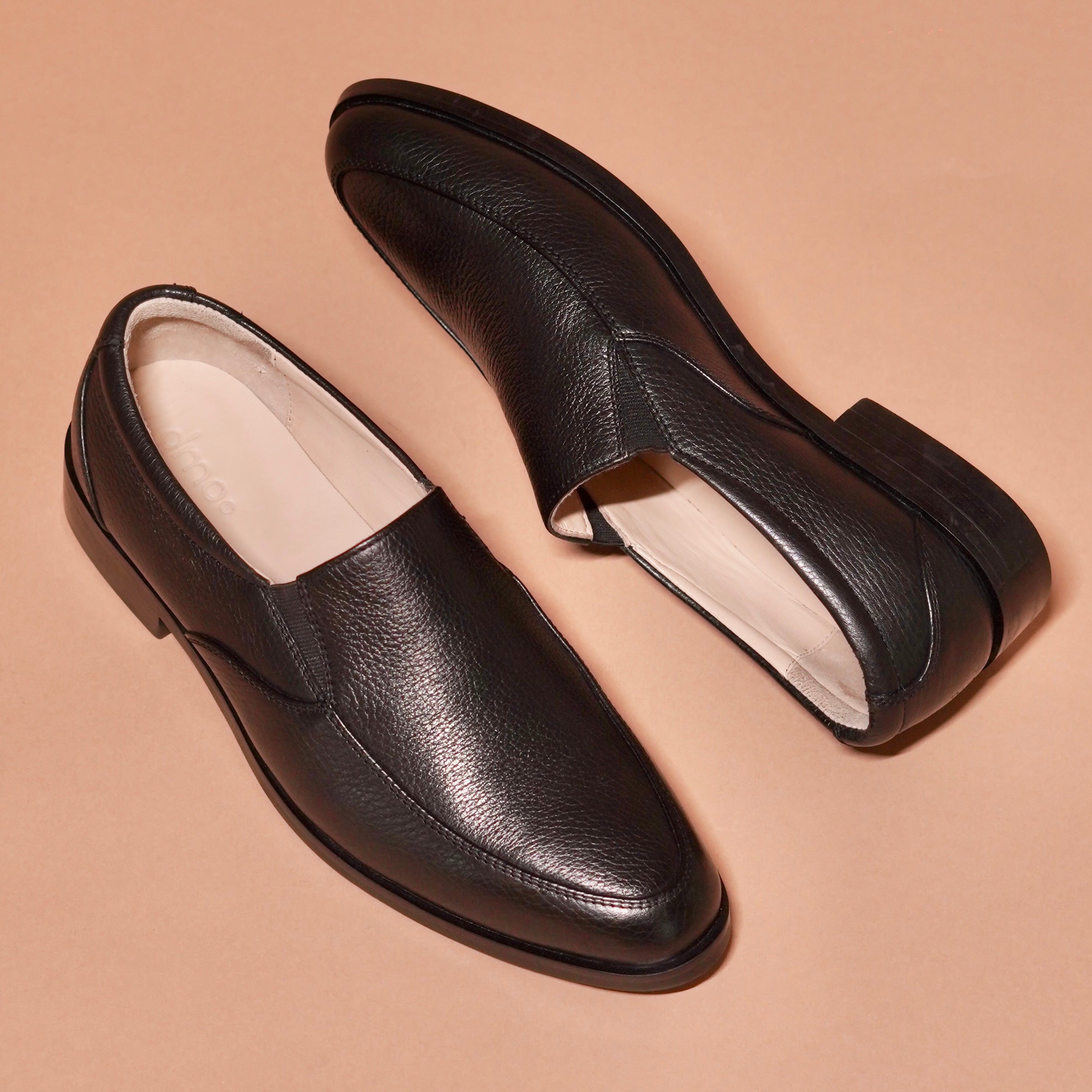 Motivo Lavaro styled with formal trousers for a polished office look