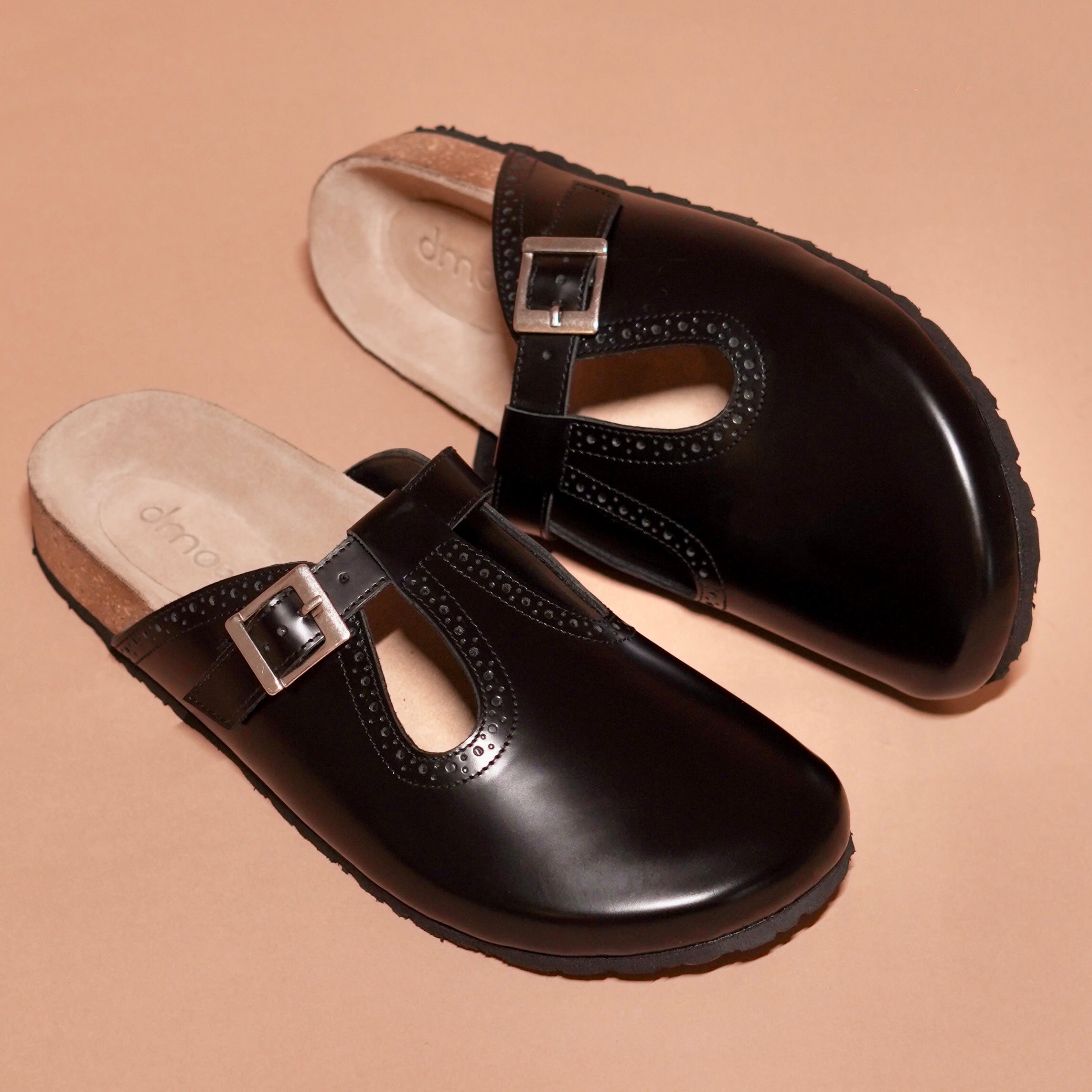 Close-up of suede lining and cork sole on Hoffler Corko Caro