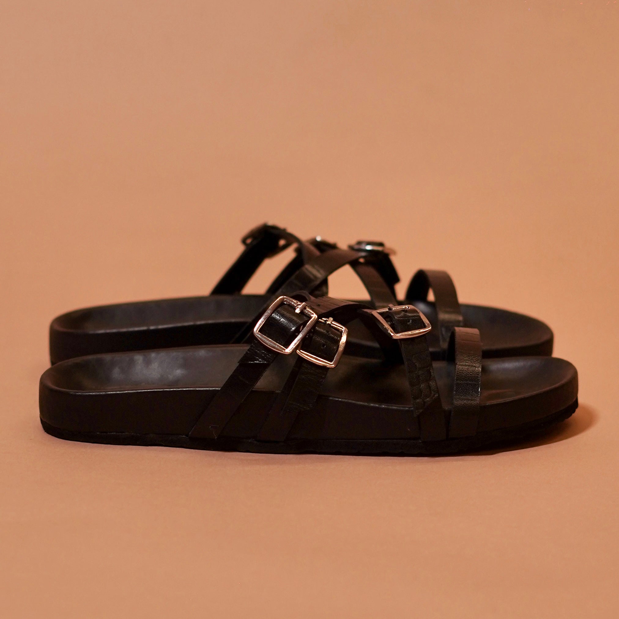 Strappy sandal with buckle and rivet detail