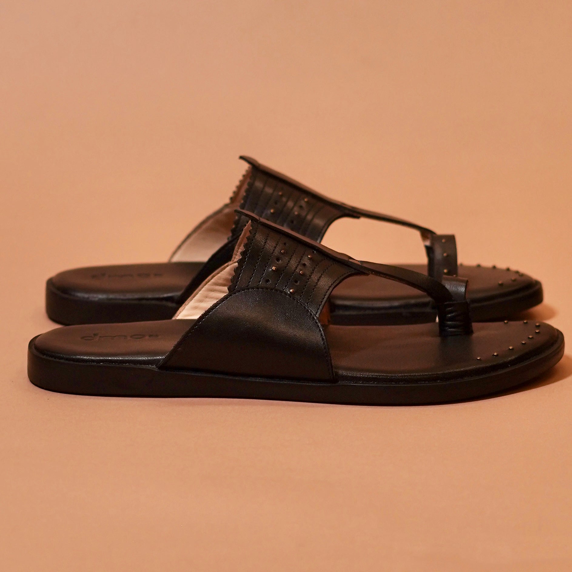 Rivet detail chappal design
