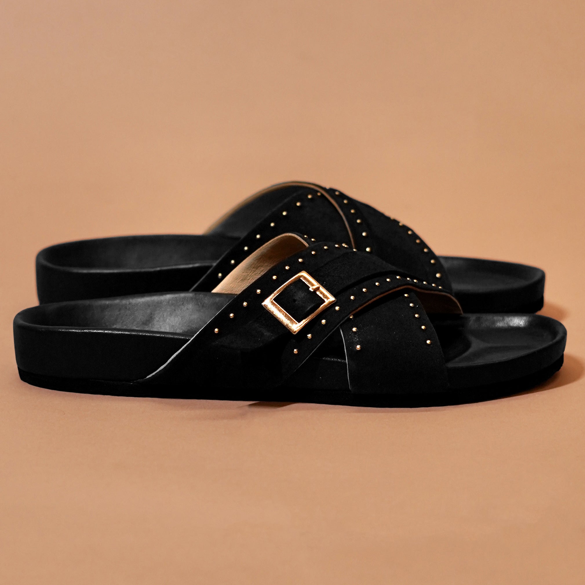 Cross strap sandal with rivet detail