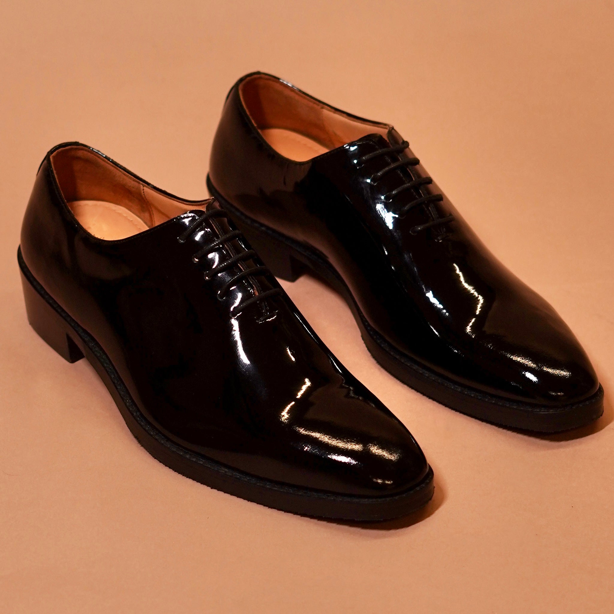 Ferraro Nero | Black patent leather Oxford