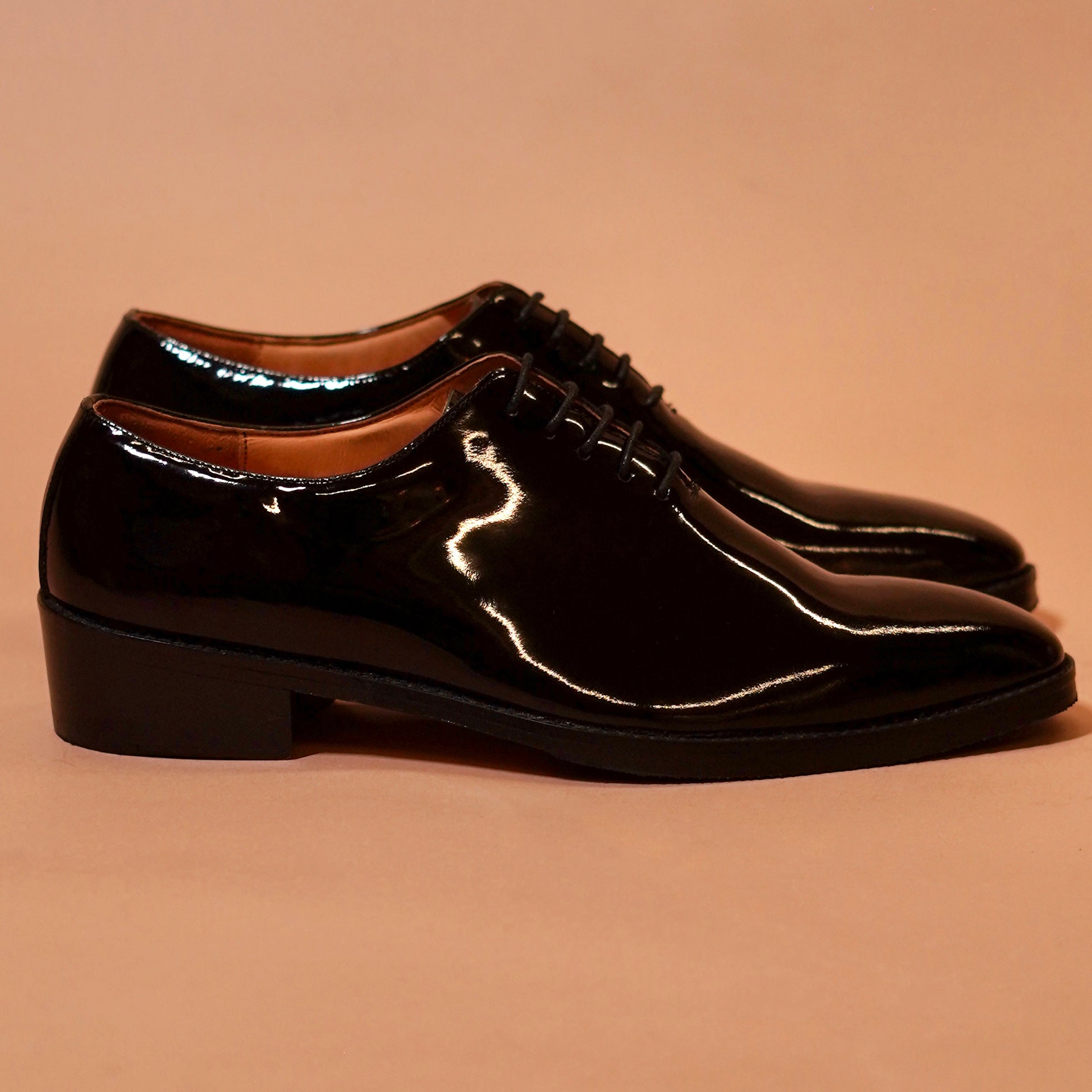 Ferraro Nero | Black patent leather Oxford
