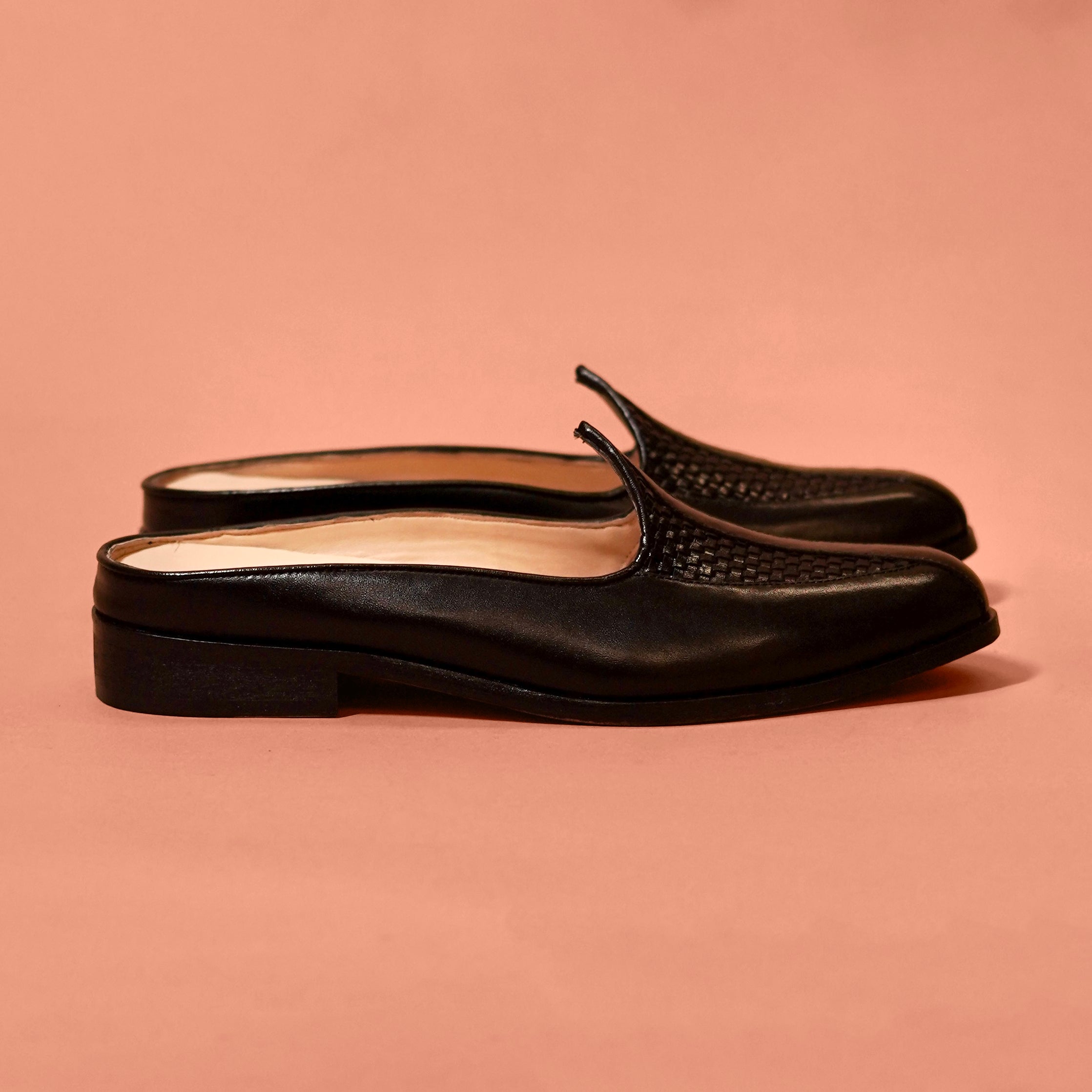 Hoffler Nero Trama – Black Woven Mojri Mule for Men