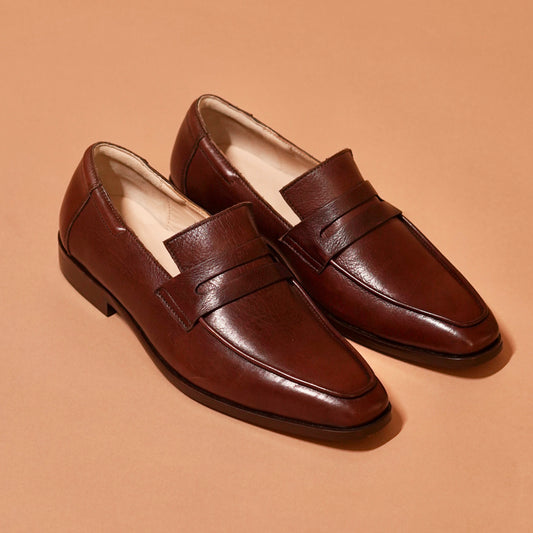 Soavo Piazzo styled with formal menswear and tailored separates